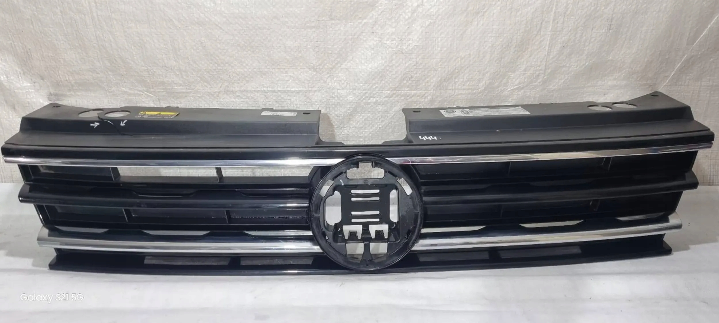 VW Tiguan Kühlergrill FRONTGRILL Kühlergitter - Thumbnail 1
