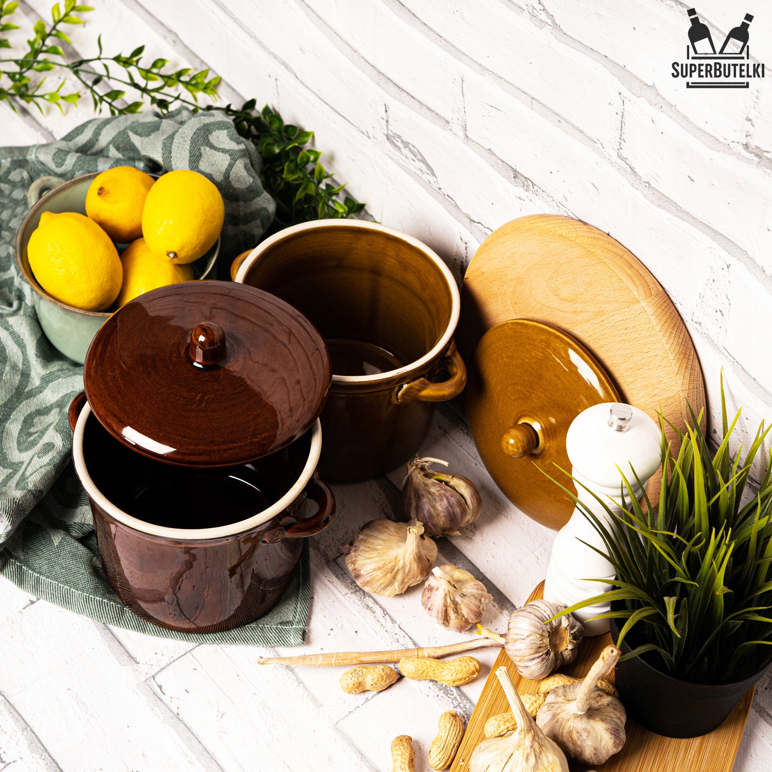 Garnek kamionkowy 1L na smalec kapustę żywność Pojemność 1 l