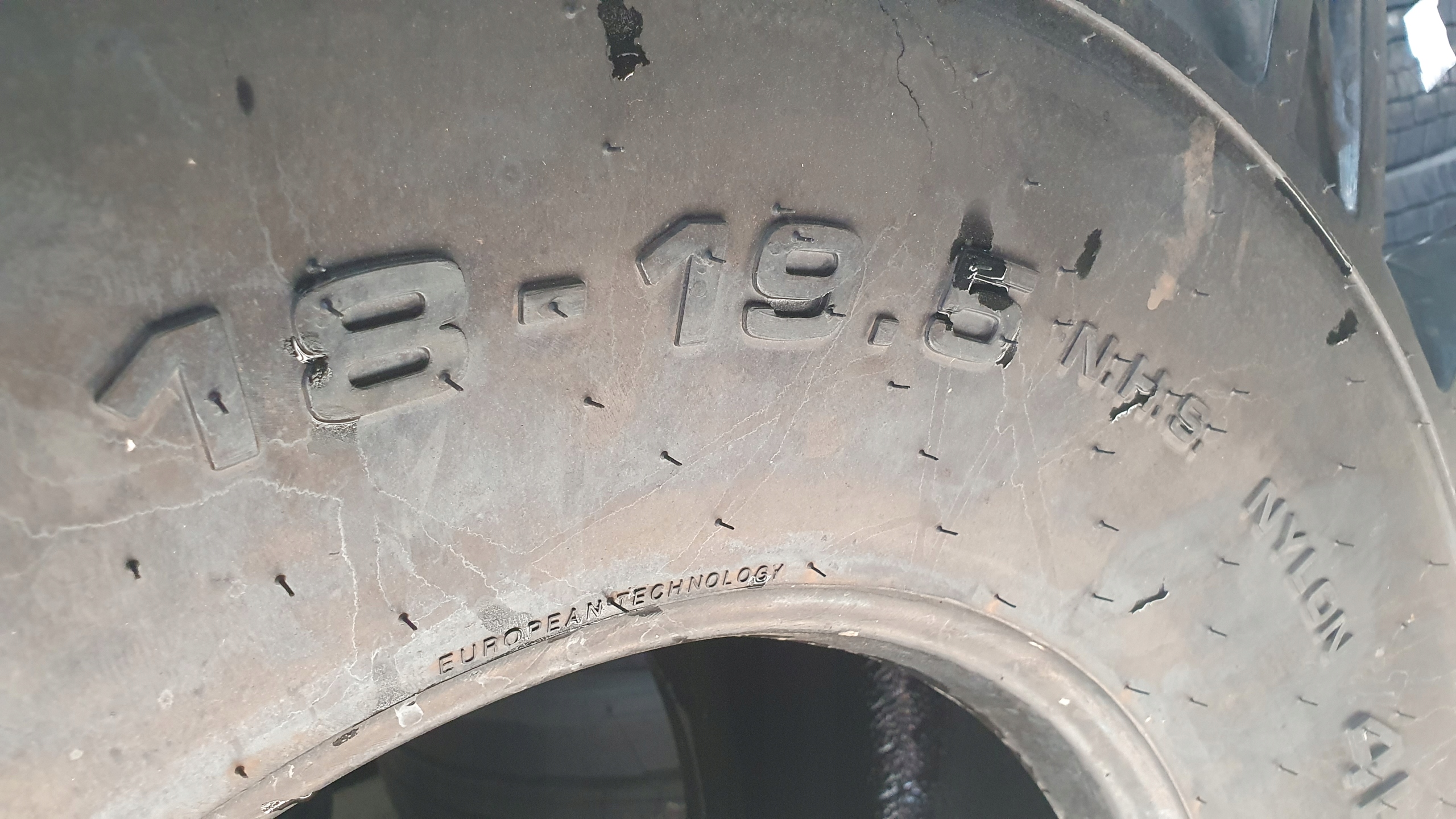 Opony 2 x 18 19 5 CAMSO SOLIDEAL TM R4 16PR Diameter 19 5