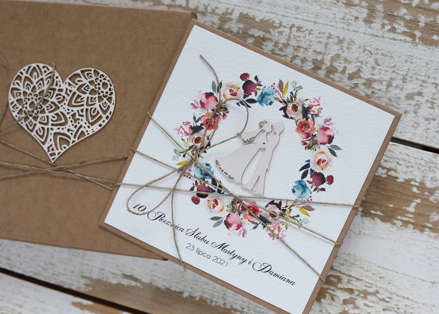 Výjimečná ručně vyráběná kartička na výročí svatby s personalizací, krabička