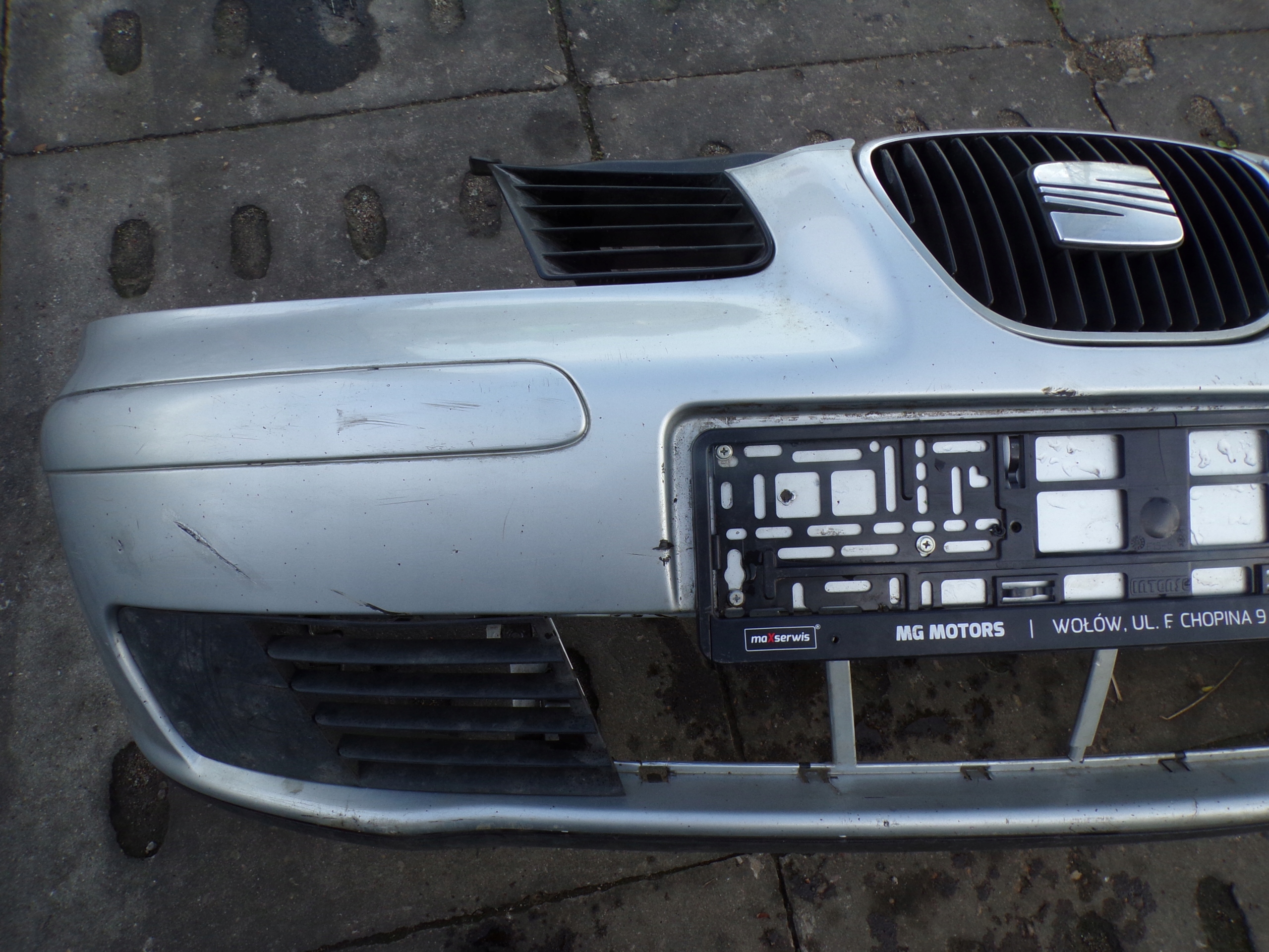 front bumper front SEAT IBIZA 3 III 6L (2) colour SREBRNY without NUMERU