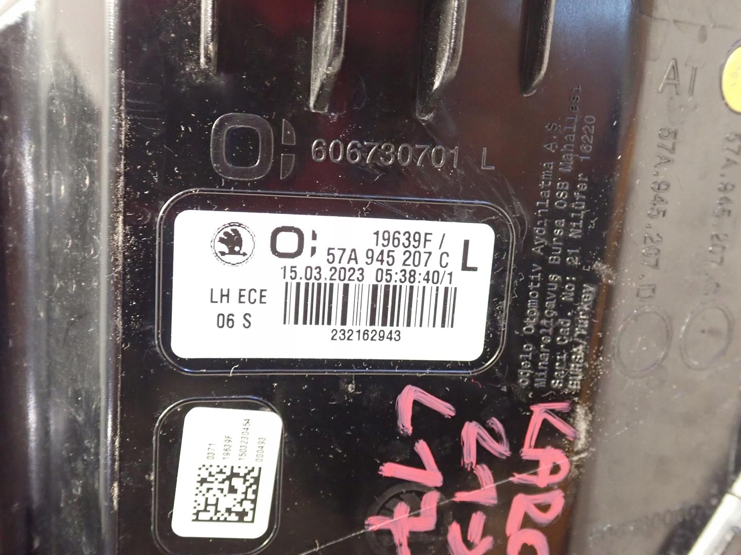 light rear part rear left SKODA KAROQ LIFT 2020- 57A945207C
