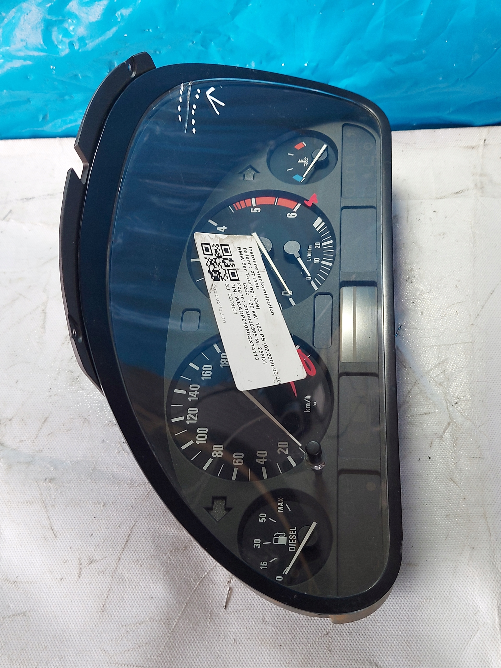 dials clock BMW 5 E39 525d 62116907018