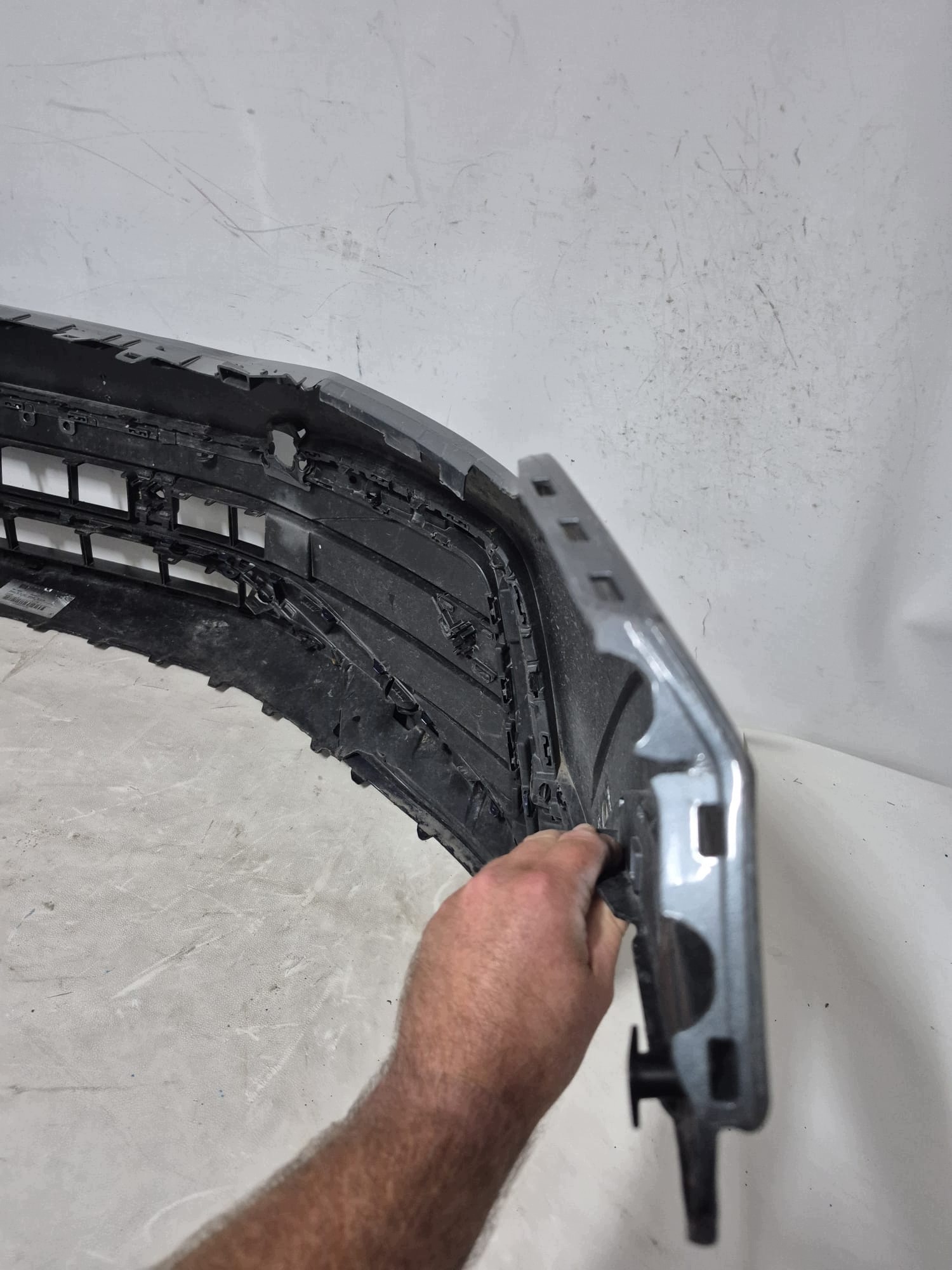 VW TIGUAN II ALLSPACE R-LINE LIFT 20- bumper front front PDC