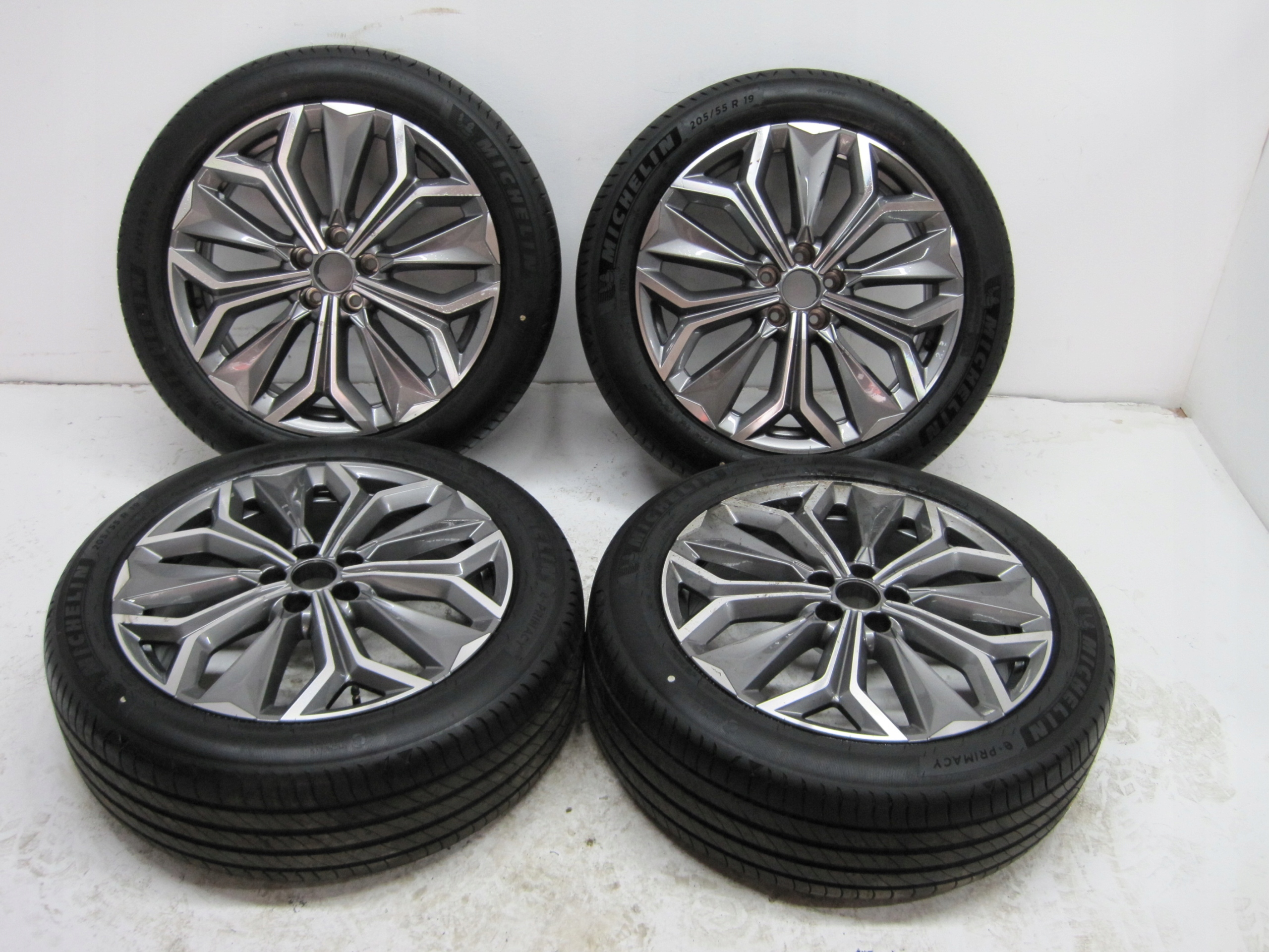 wheels discs tyres CITROEN DS4 DS R19 21R