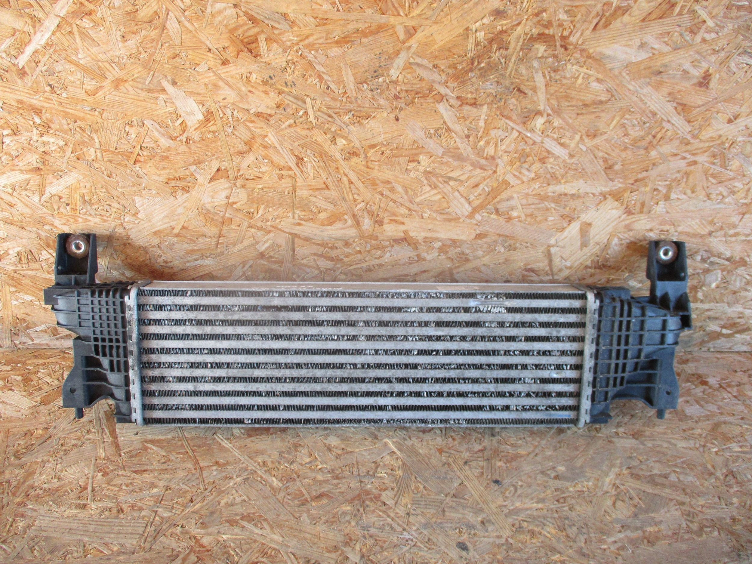 Kühler luft INTERCOOLER SUZUKI SX4 S-CROSS VITARA III