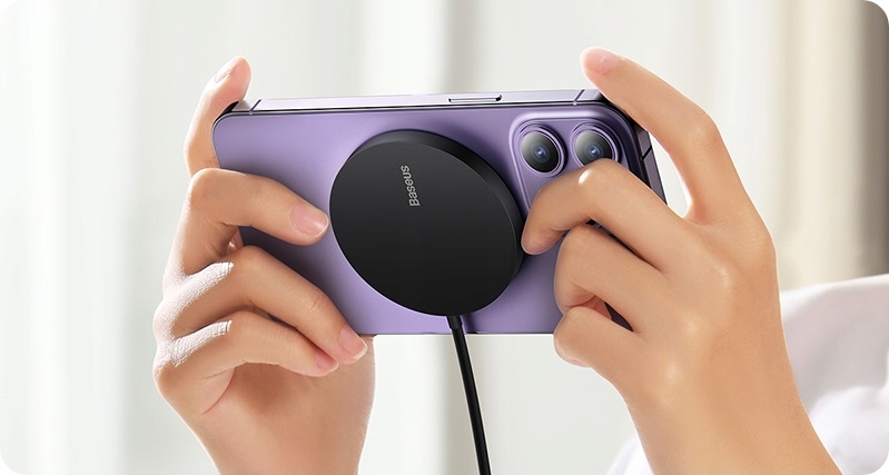 BASEUS SZYBKA ŁADOWARKA BEZPRZEWODOWA INDUKCYJNA QI MAGNETYCZNA MAGSAFE 15W Kod producenta CCJJ040001