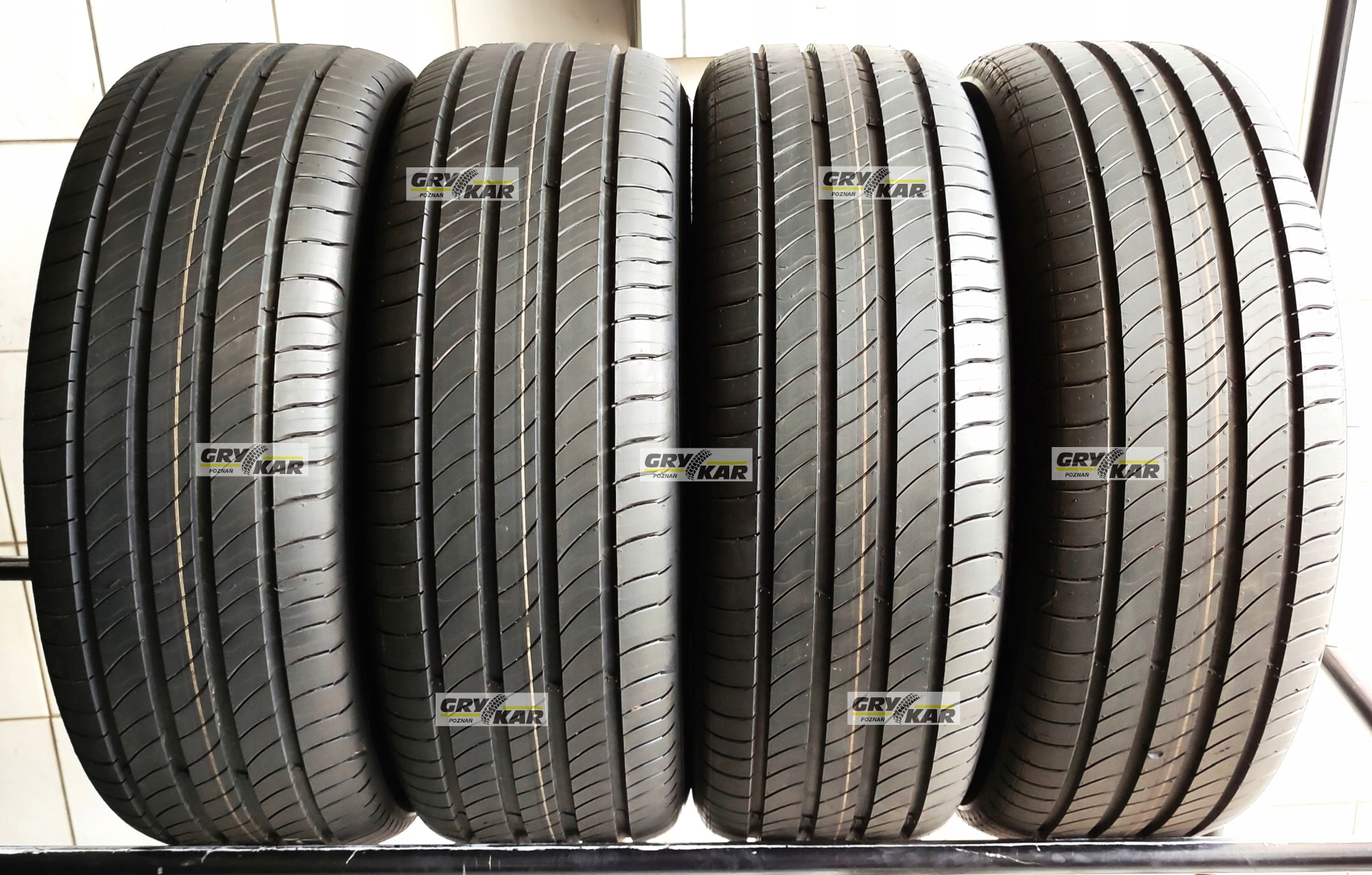 4x 215/60R17 Michelin Primacy 3 96V