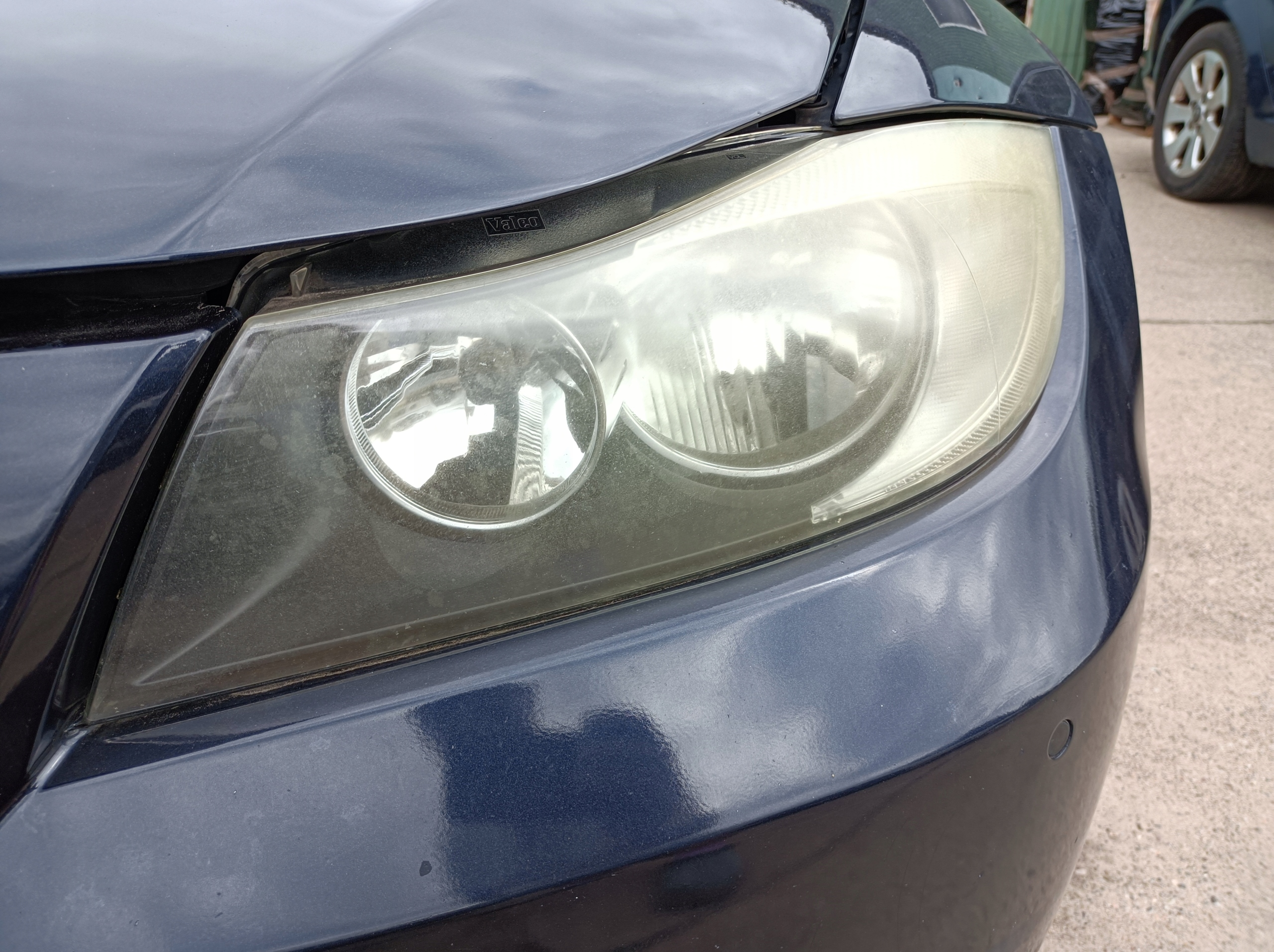 light left front UK BMW E90 E91 6942723-08