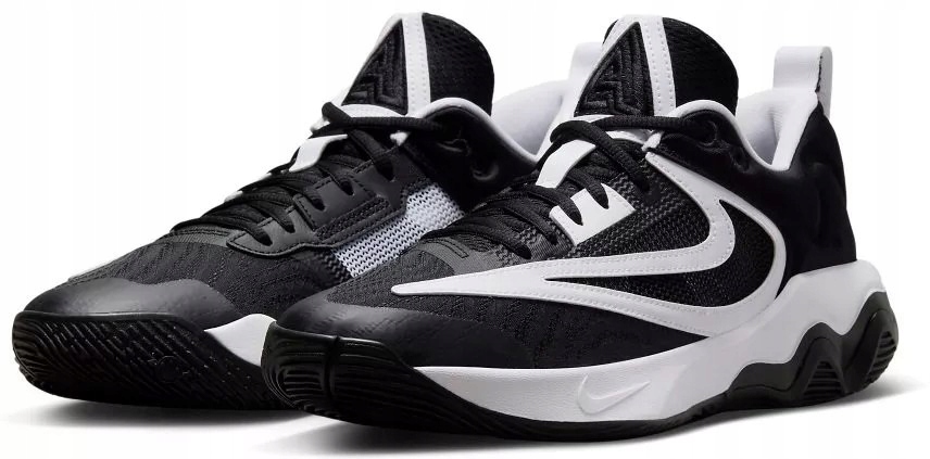 Boty Nike Giannis Immortality 3 pro basketbal 47,5