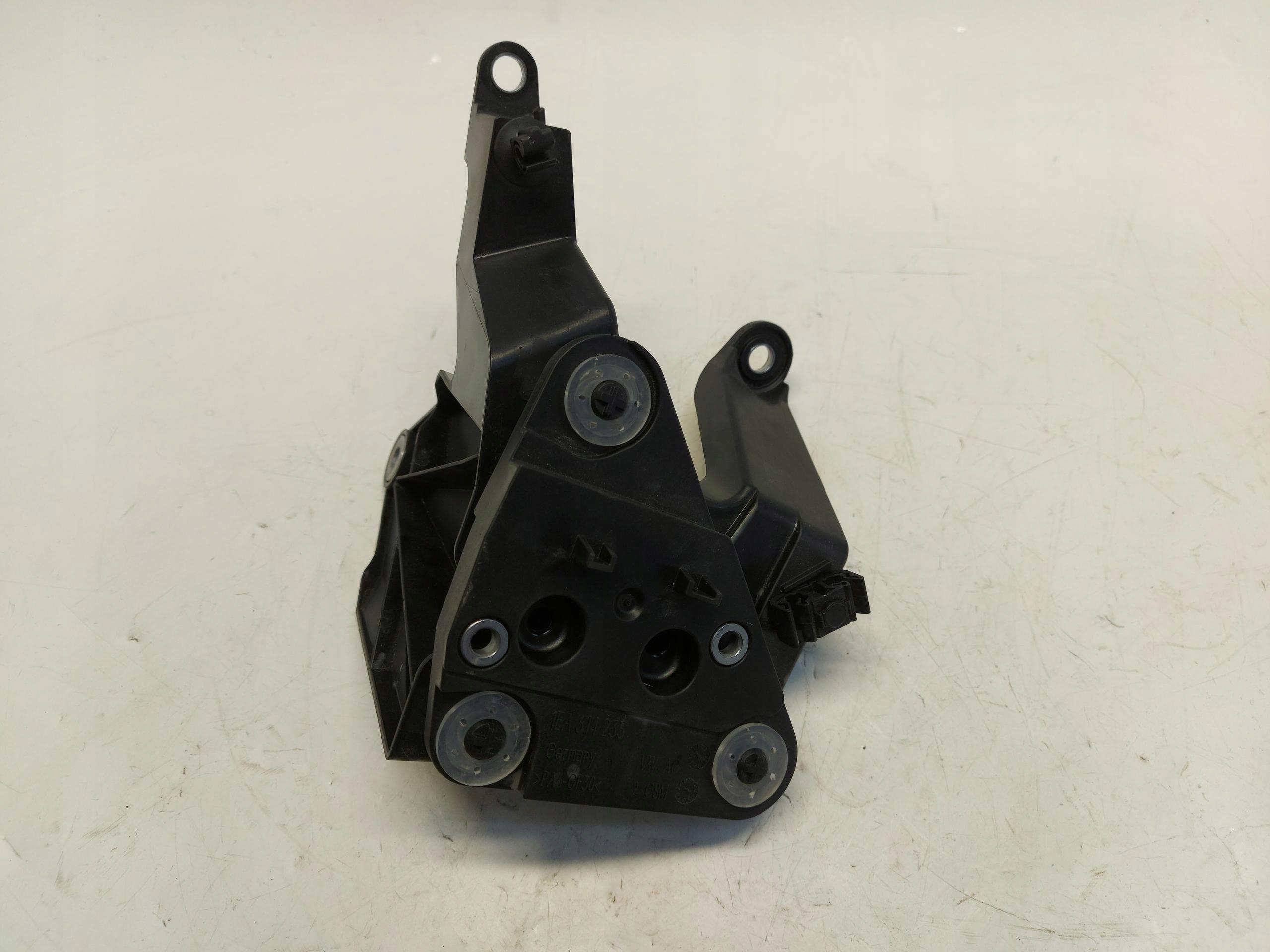 SKODA ENYAQ 5LA Support plaque Console pompy ABS 1EA614235