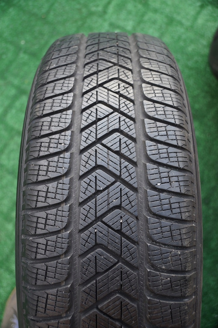 OPONY PIRELLI SCORPION WINTER 215/65 R17 99H Rok produkcji 2016