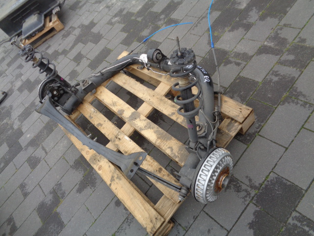 ZAWIESZENIE TYLNE BELKA OŚ SMART FORTWO A453 2022 ROK EQ ELECTRIC Producent części Smart OE