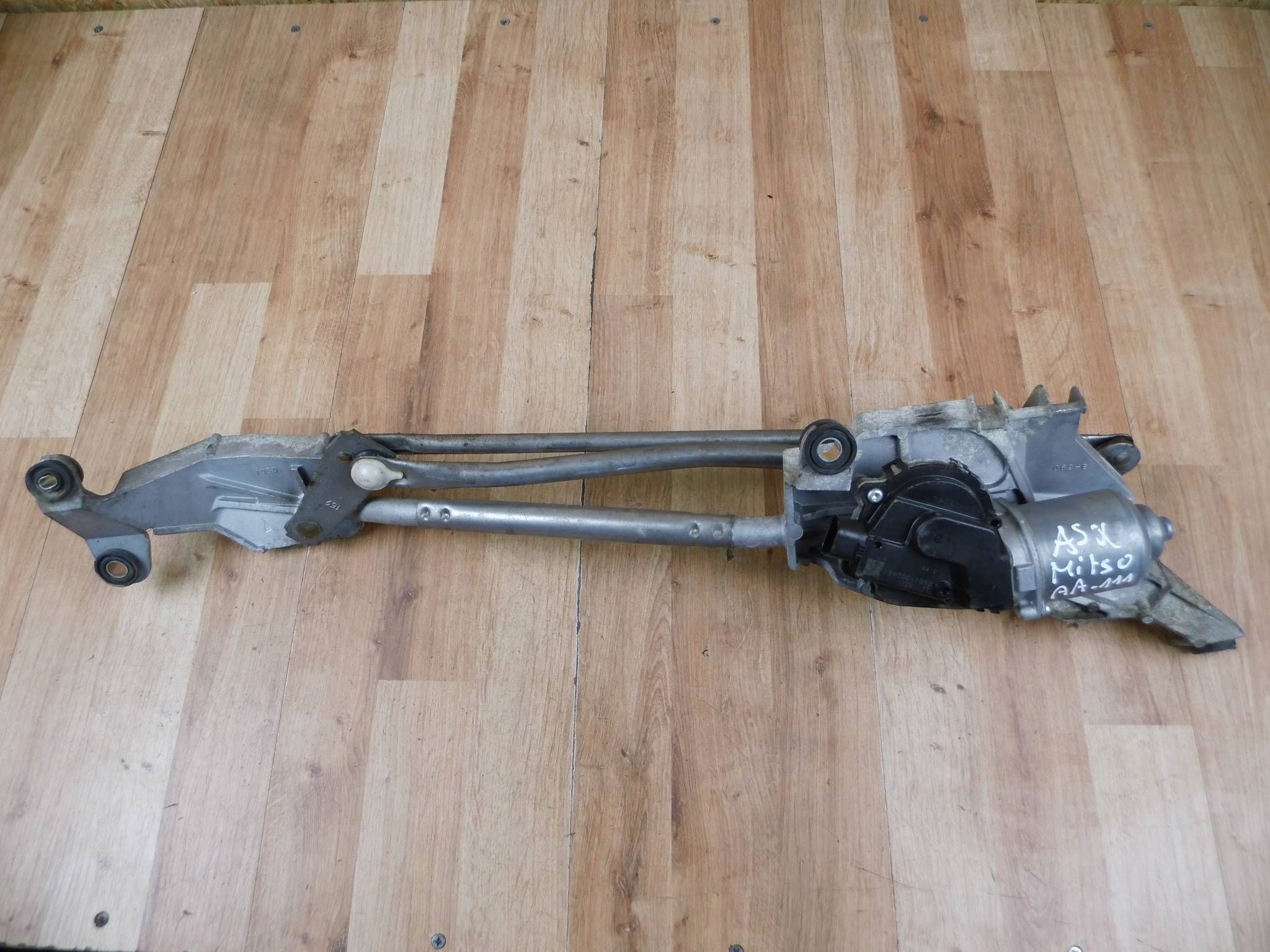 Mitsubishi ASX 2012-2020 Gestänge Motor Wischer vorne >