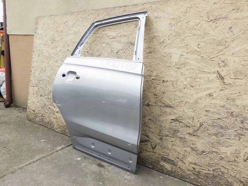 OPEL CROSSLAND X 17- door right rear.