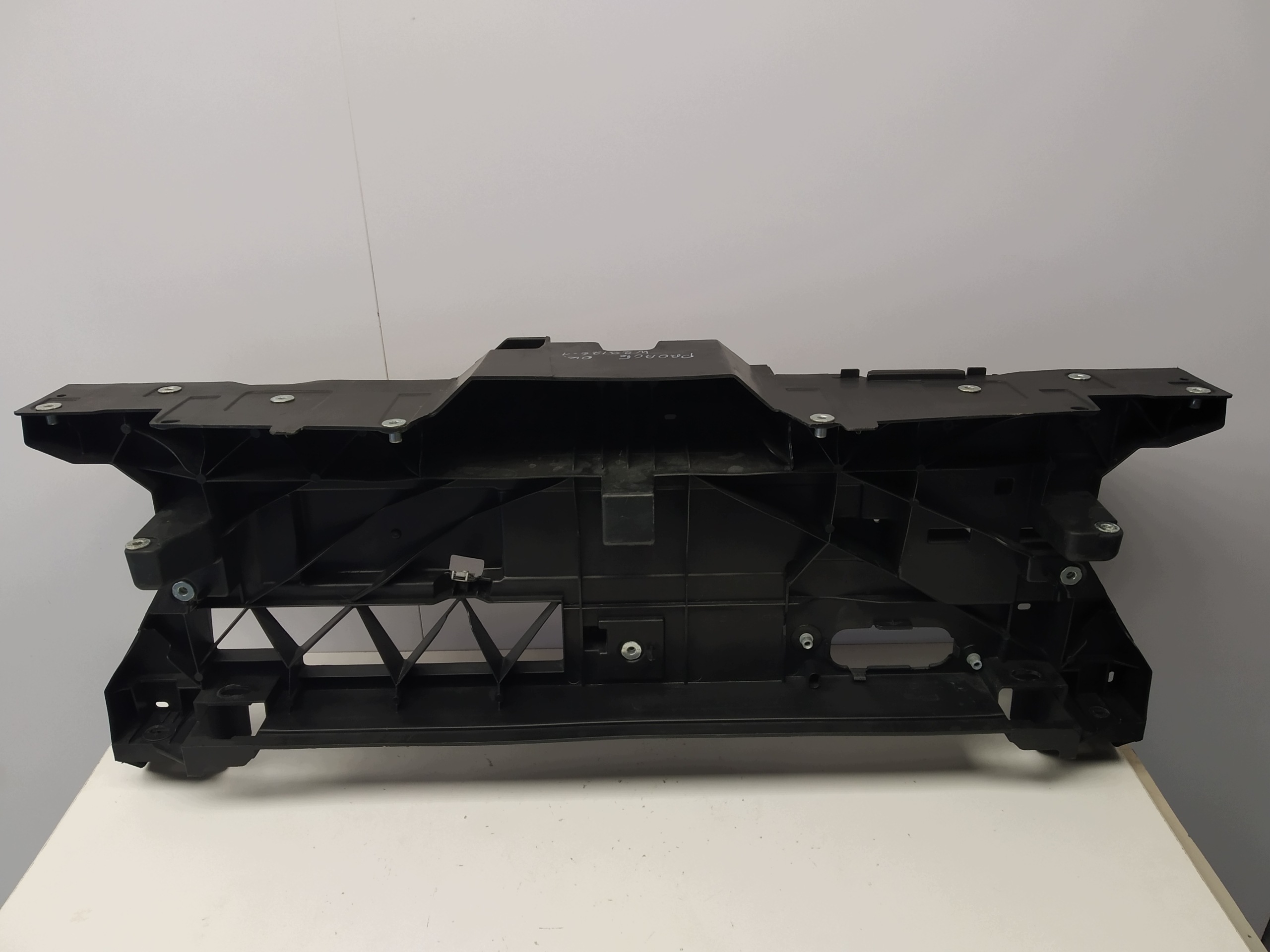 2016r + Proace II Expert III Jumpy III pillar iron front body wall