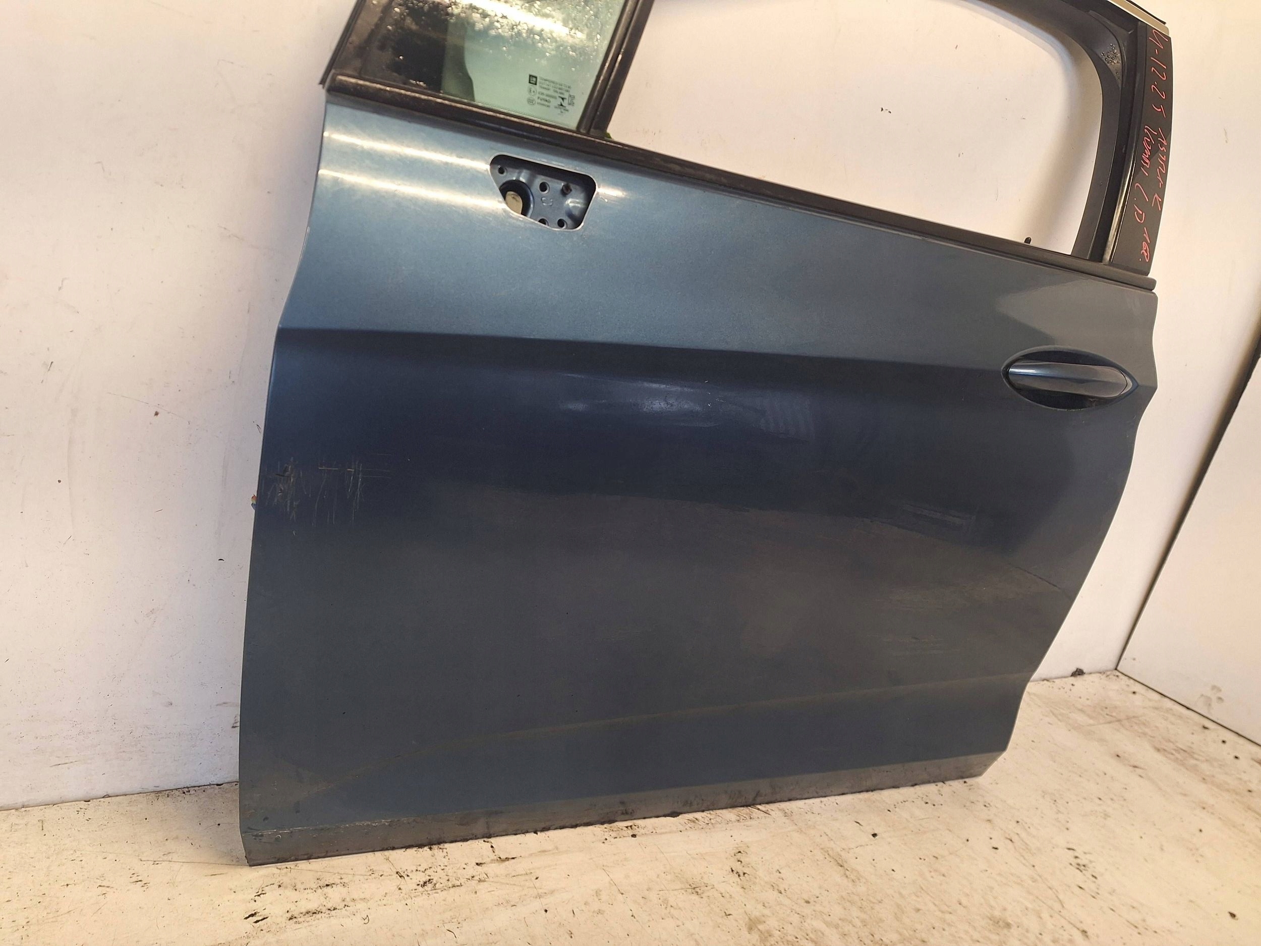 OPEL ASTRA K KOMBI 15-19 dveře levý předek
