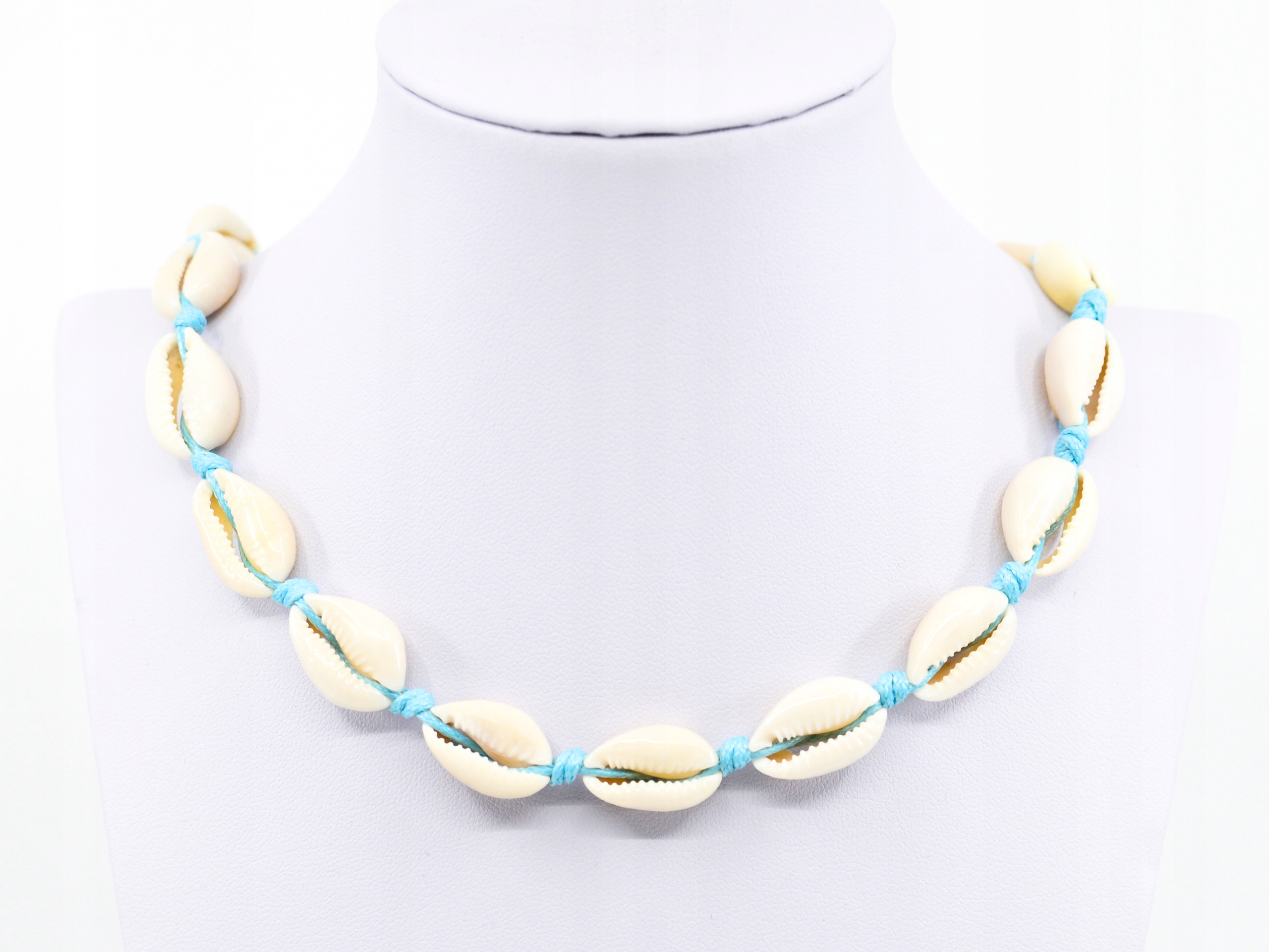 

Naszyjnik choker muszelki kauri turkus bali Boho