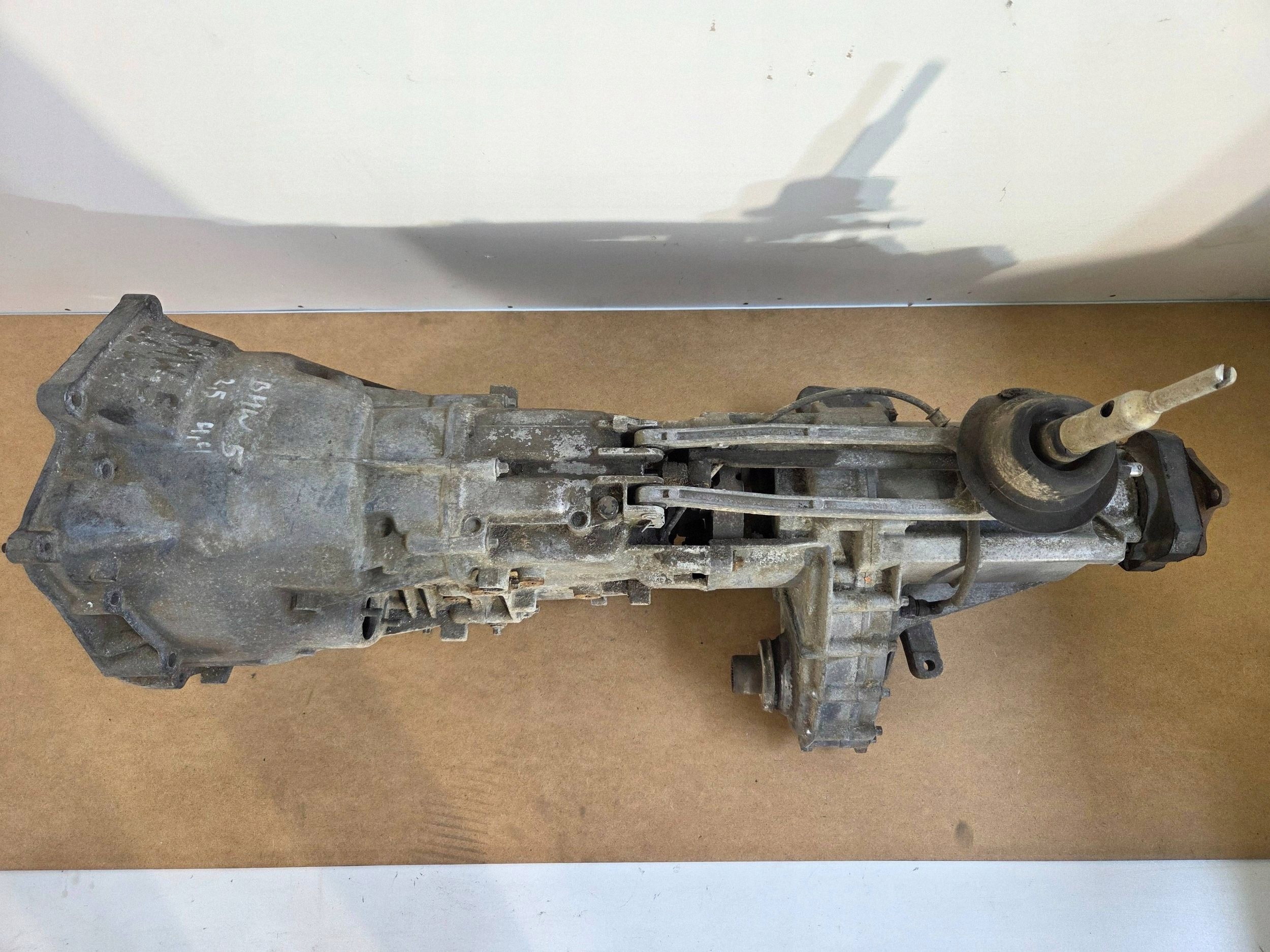 BMW 5 E34 2,5 IX manuale cambio 5 ingranaggi 1053401096
