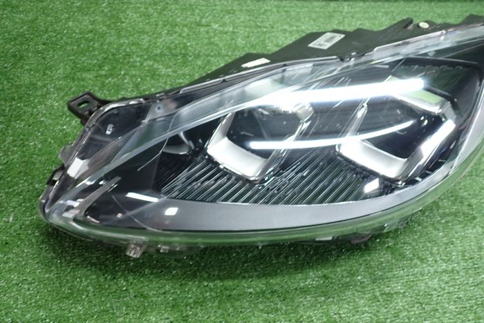 FORD KUGA MK3 FULL LED 19- reflektor links Licht links