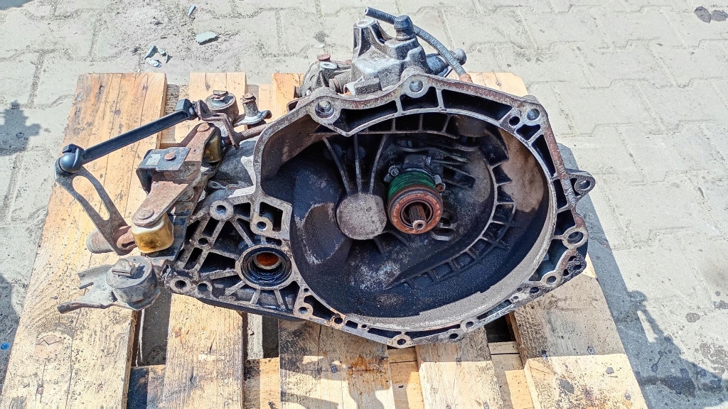 SKRZYNIA BIEGÓW W418 OPEL ASTRA G II 1.6B