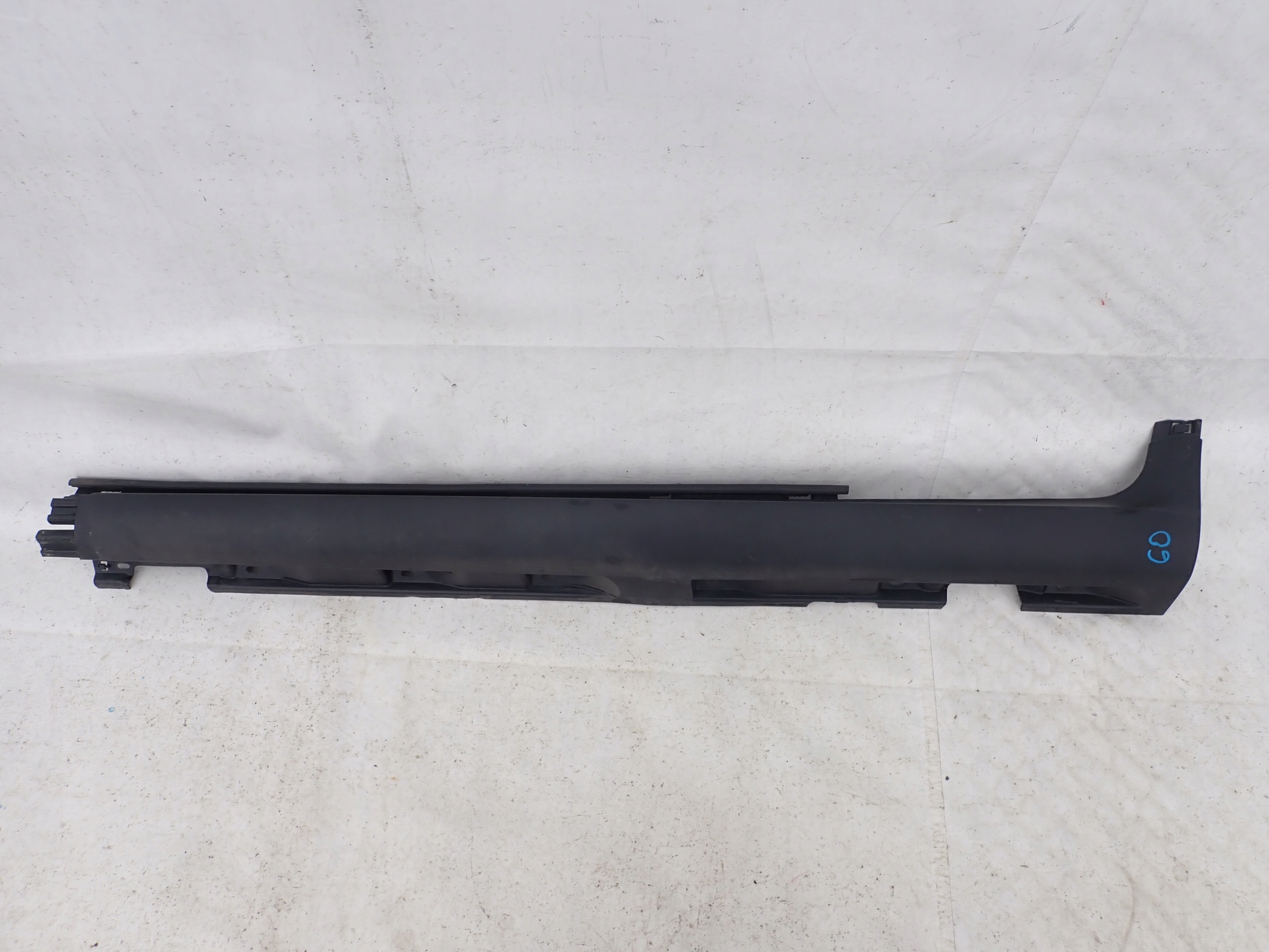 VOLVO C30 LIFT 09-12 threshold left moulding threshold left