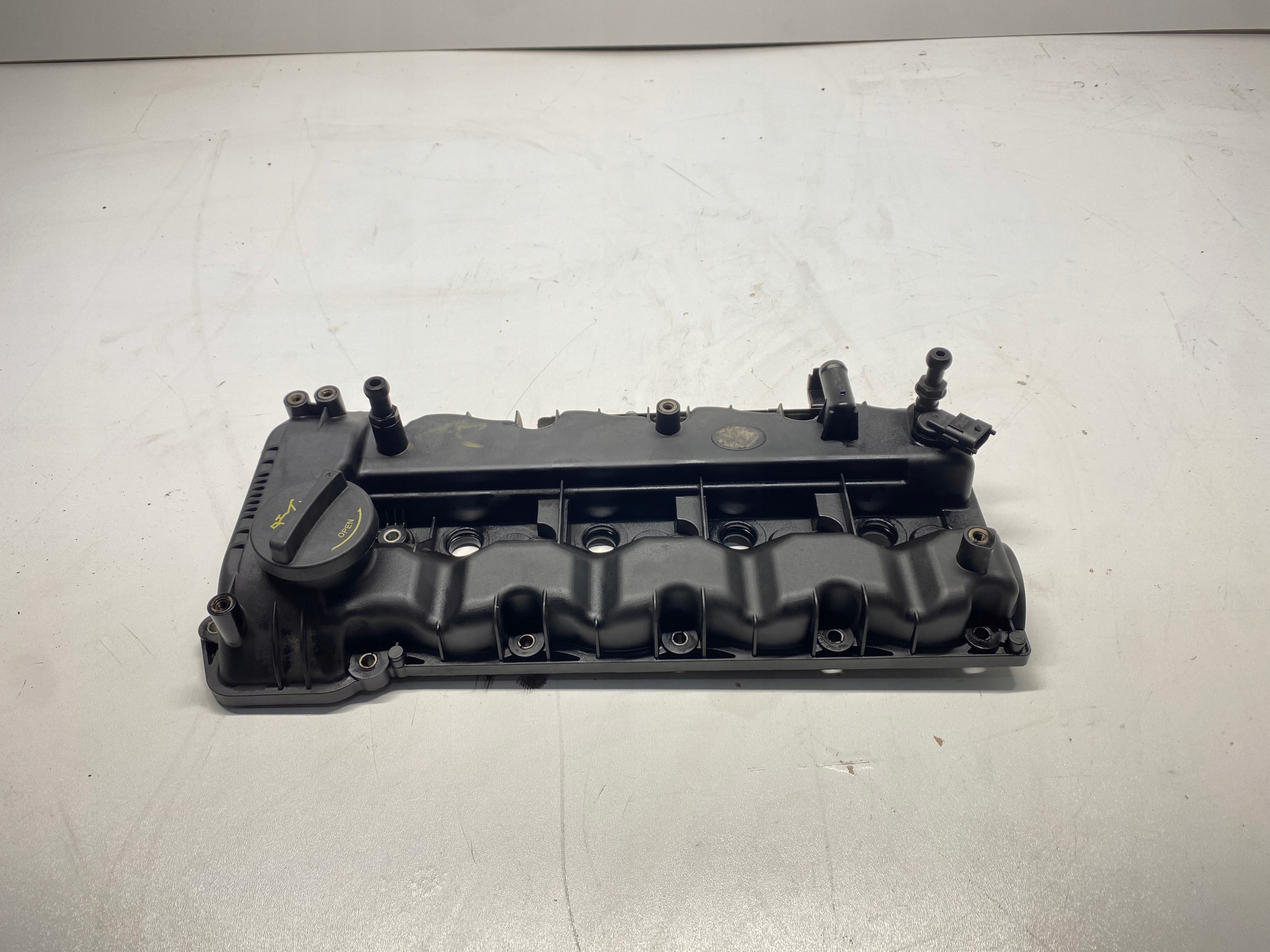 Abdeckung der Ventile HYUNDAI TUCSON II 1.7 CRDI D4FD EURO 6 15-19