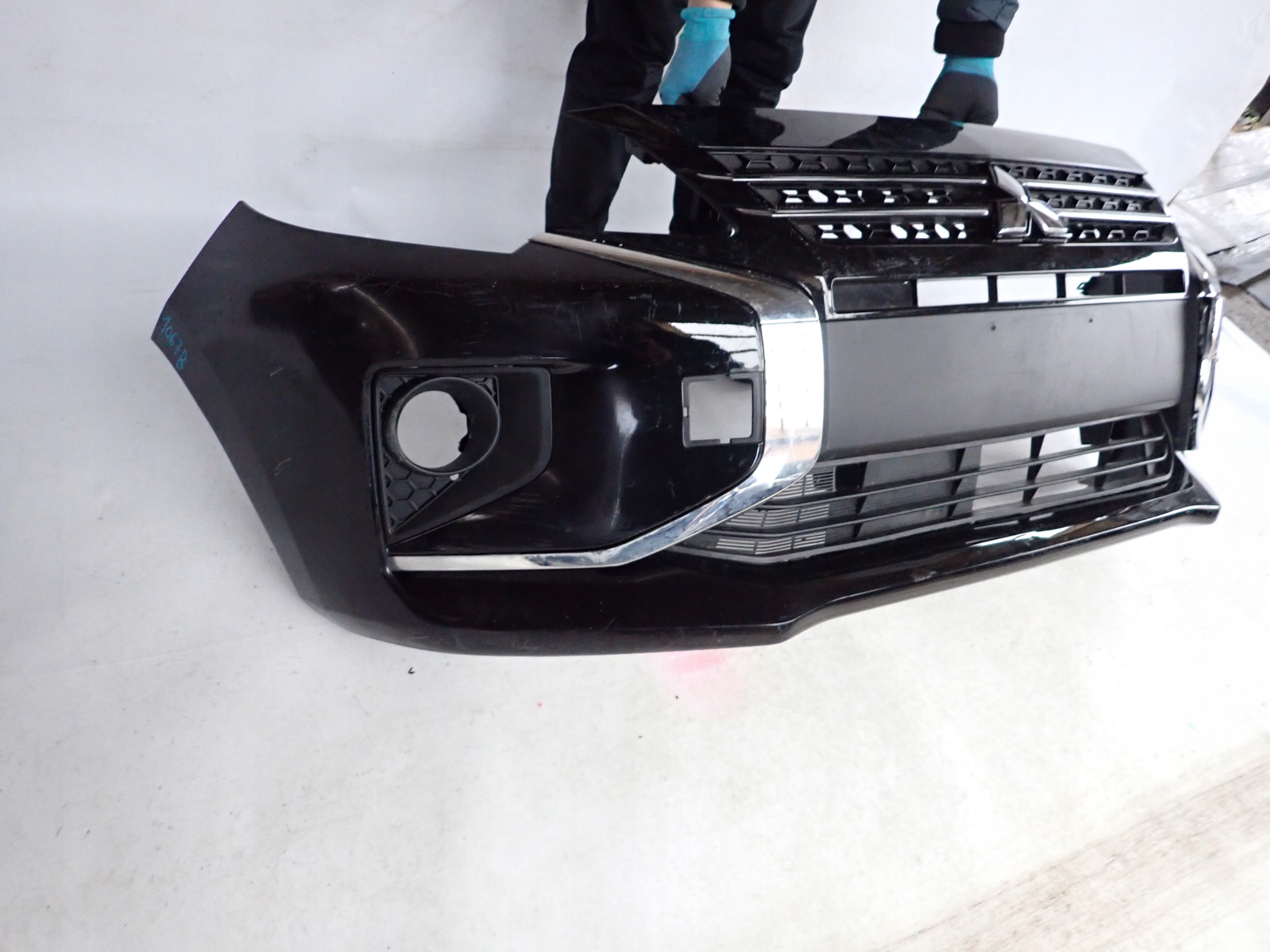 MITSUBISHI SPACE STAR II 2 LIFT 19-> bumper front front