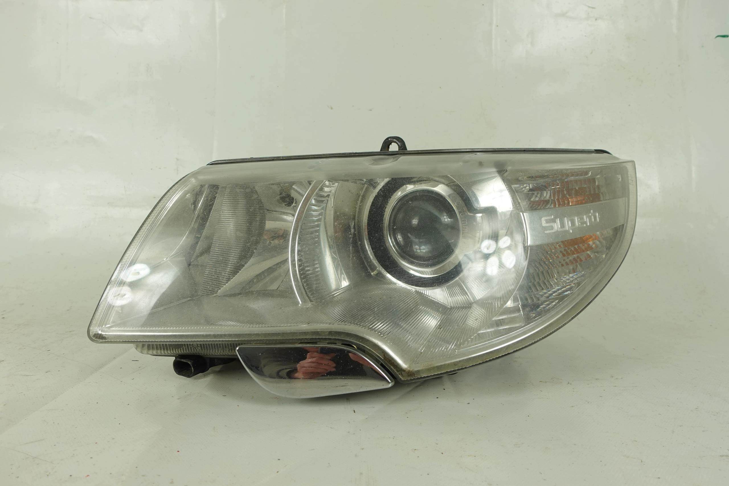 light left front left front XENON SKODA SUPERB II 2 08-13 UK ANGLIK