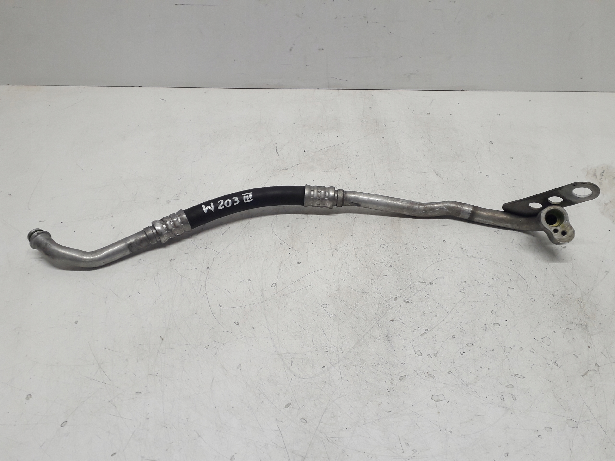 MERCEDES C KLASA W203 2.0B PRZEWÓD RURKA WĄŻ KLIMATYZACJI