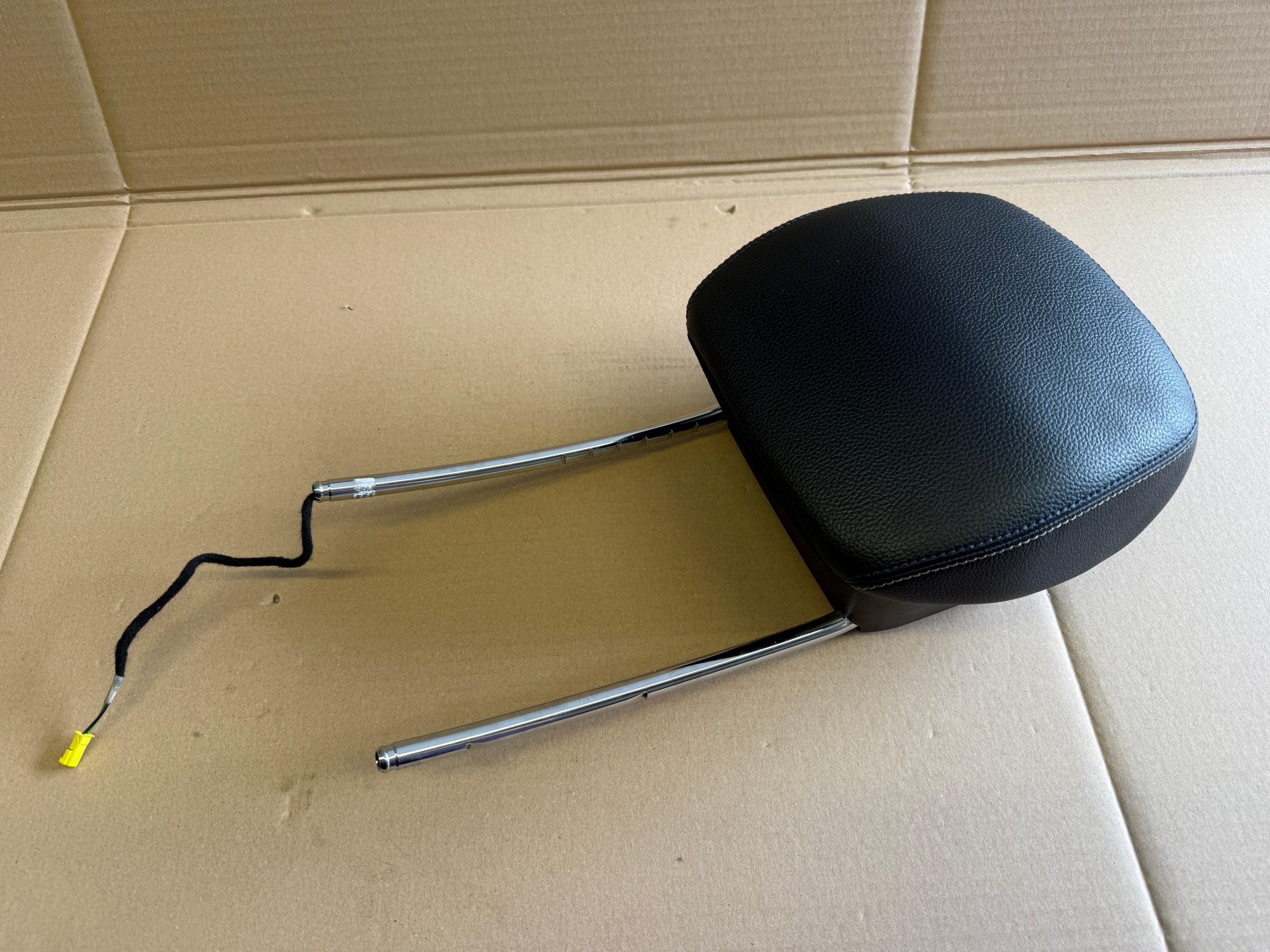 MERCEDES W204 LIFT rest front AKTYWNY A204970