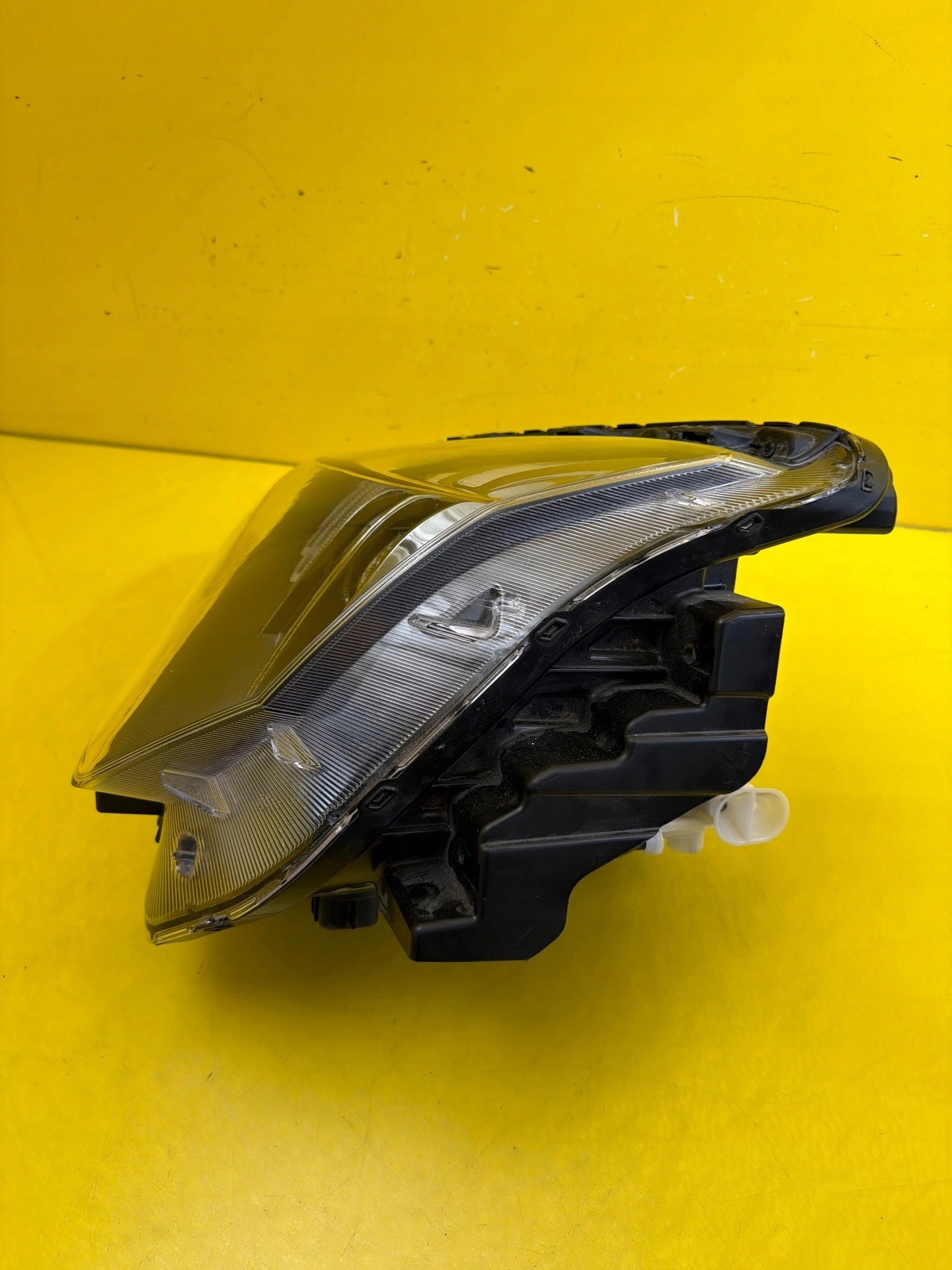 light right Hyundai Kona II 2 Full Led 92102HF100