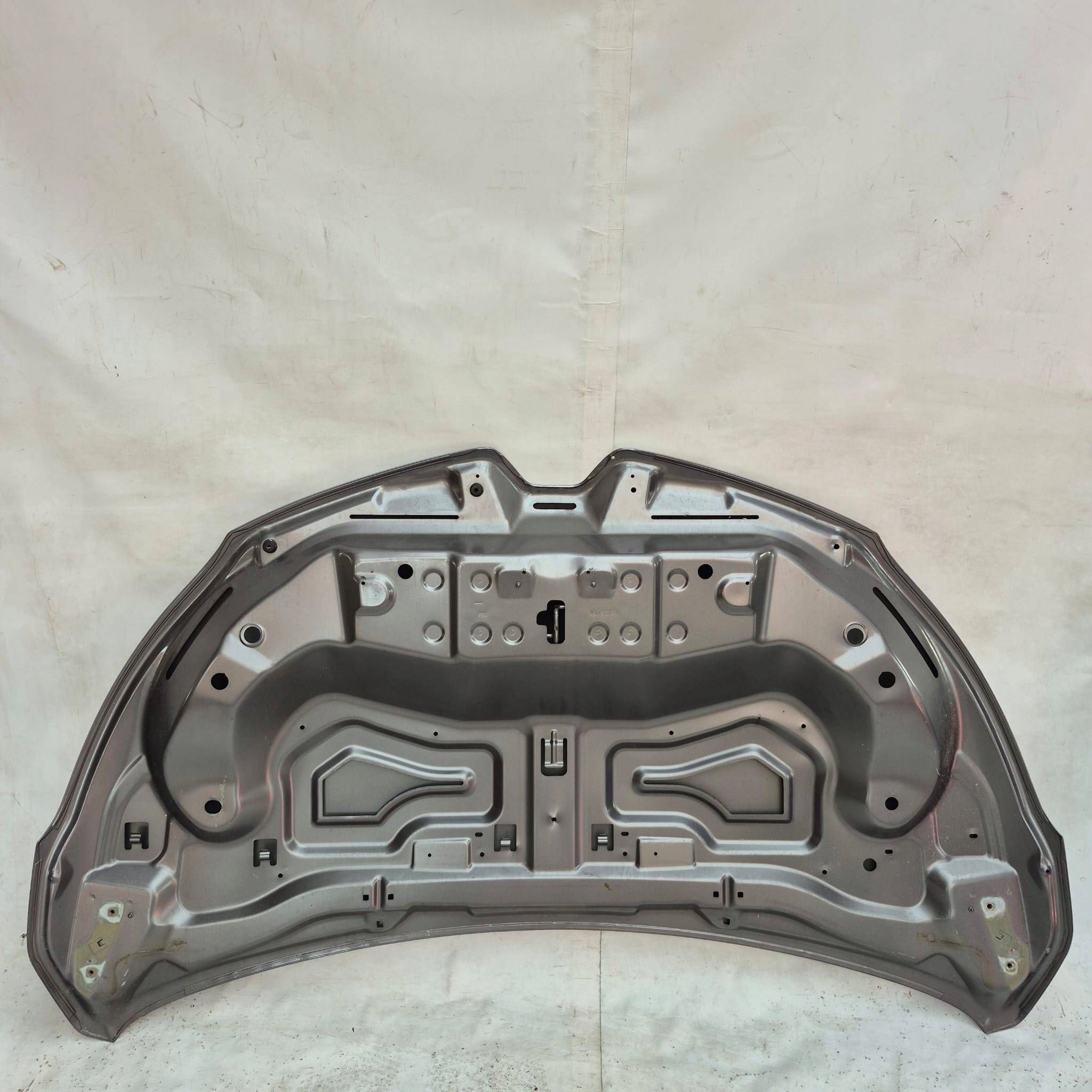 RENAULT CAPTUR e 13-19 Cofano