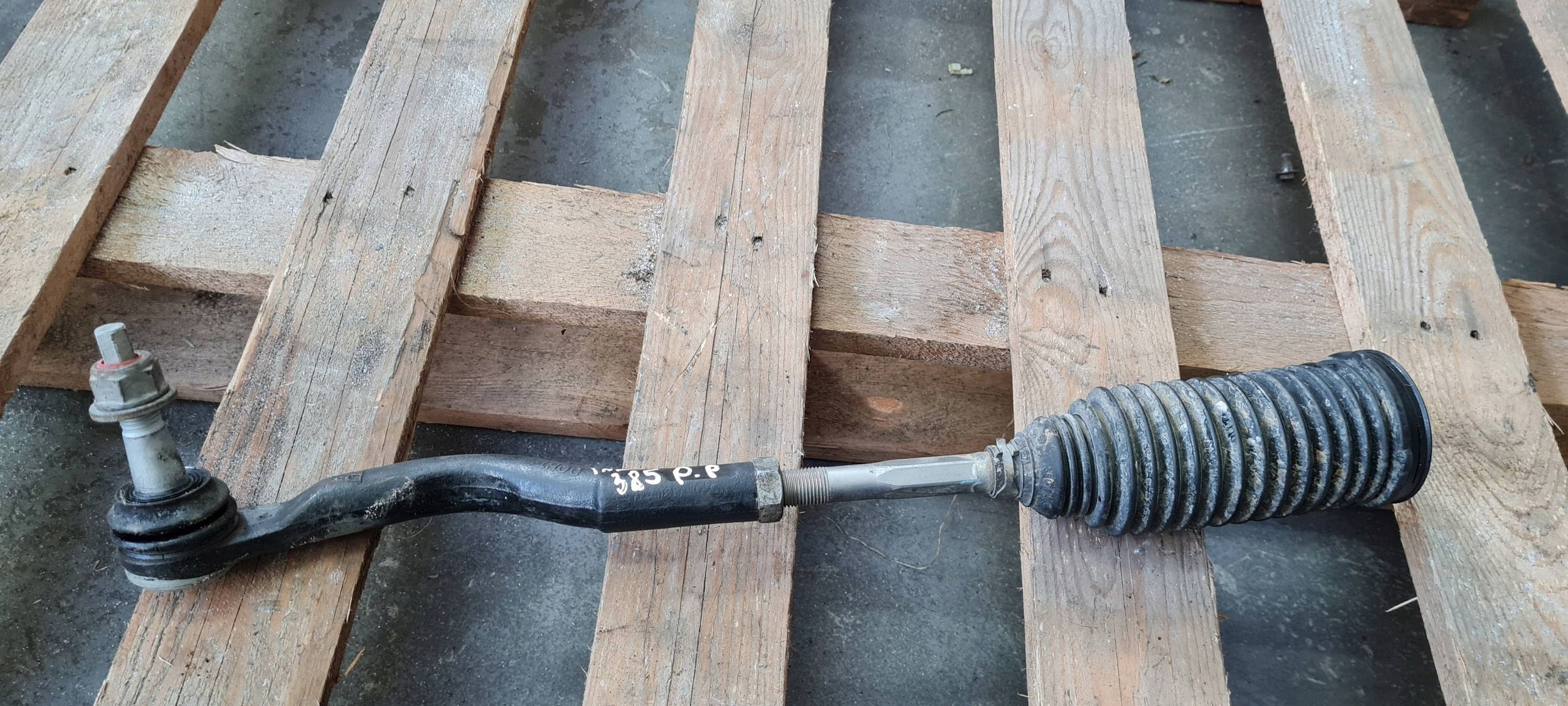 Chrysler Pacifica 2022 bar of steering pipe end right right front