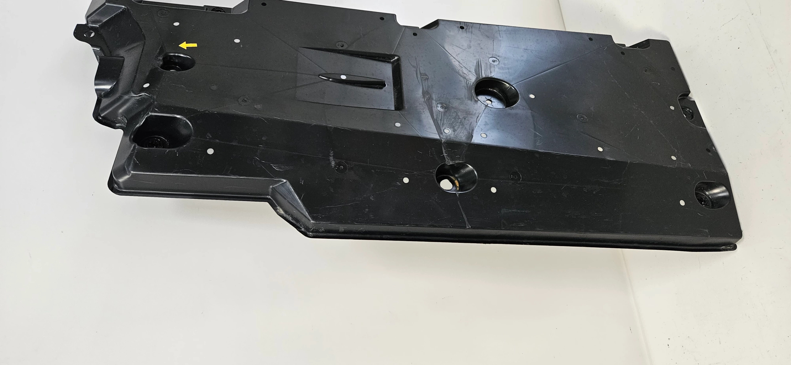 cover chassis right TOYOTA YARIS CROSS 2020