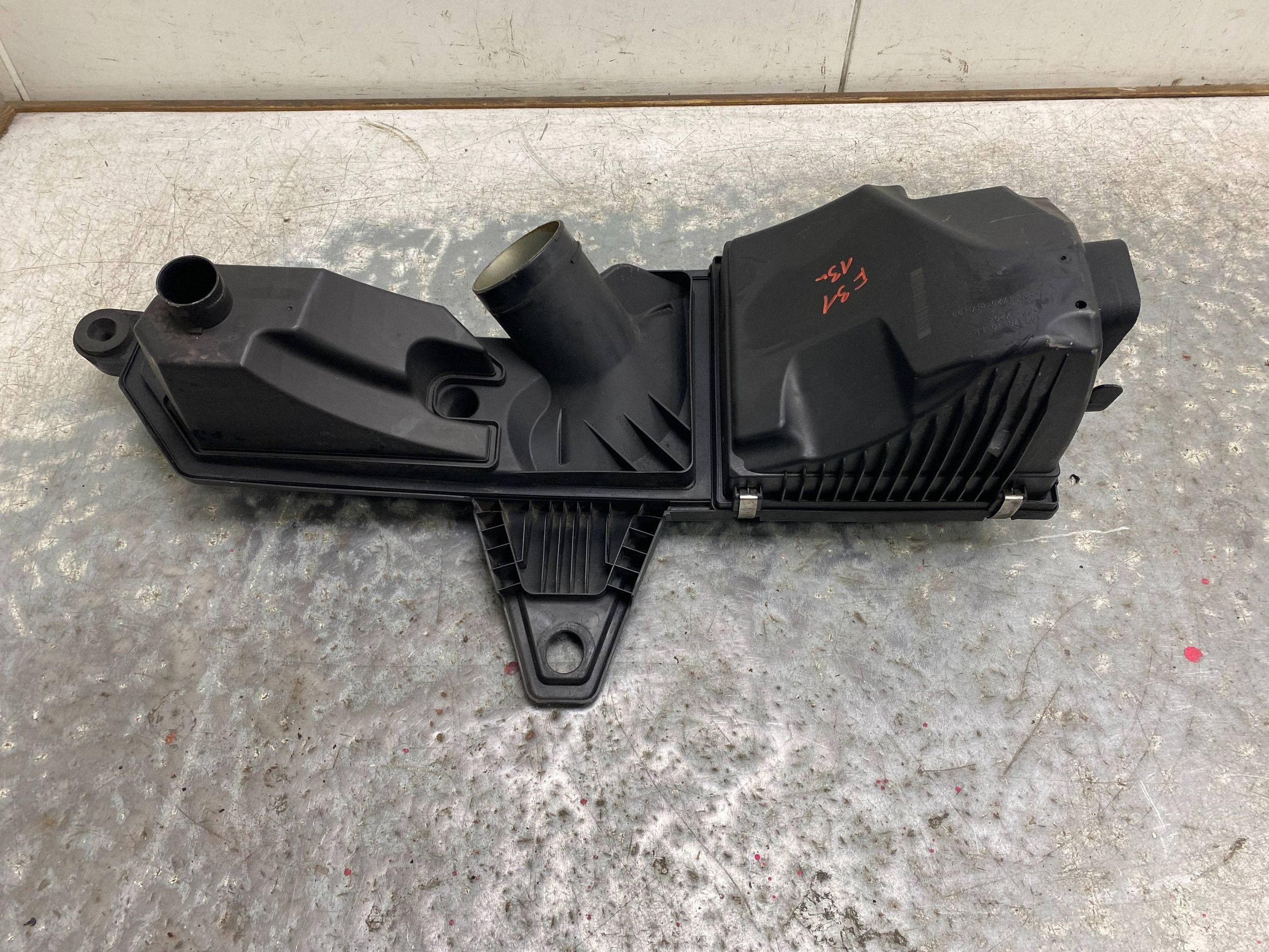 BMW 3 F30 F31 luftfiltergehäuse 8511655
