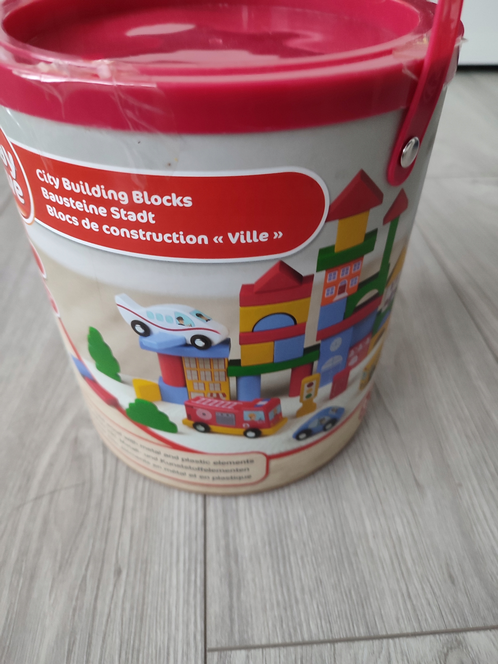 ZESTAW KLOCKÓW MIASTO NIEMIECKA JAKOŚĆ DREWNO NATU Liczba elementów 50 szt.