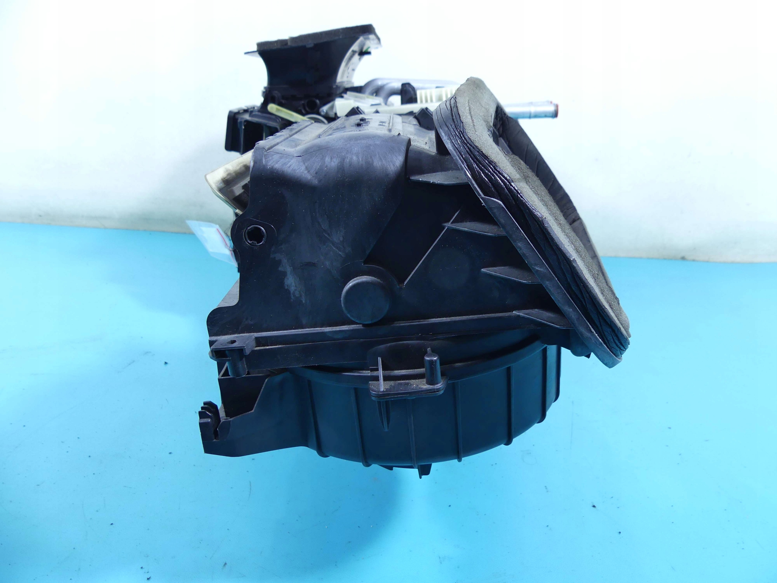 радиатор отопителя Audi A4 B8 8K1820005AG