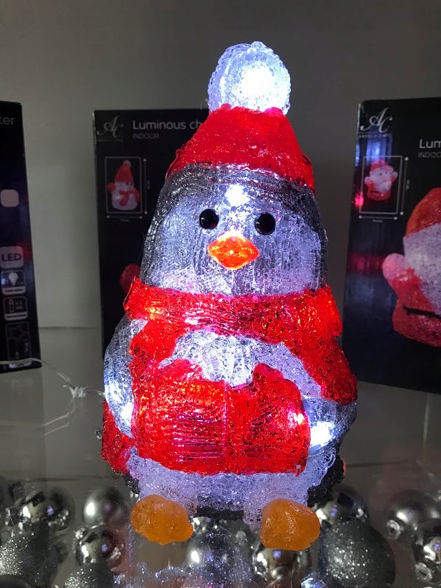 Figurka świąteczna z oświetleniem LED COLD WHITE Szerokość produktu 11 cm