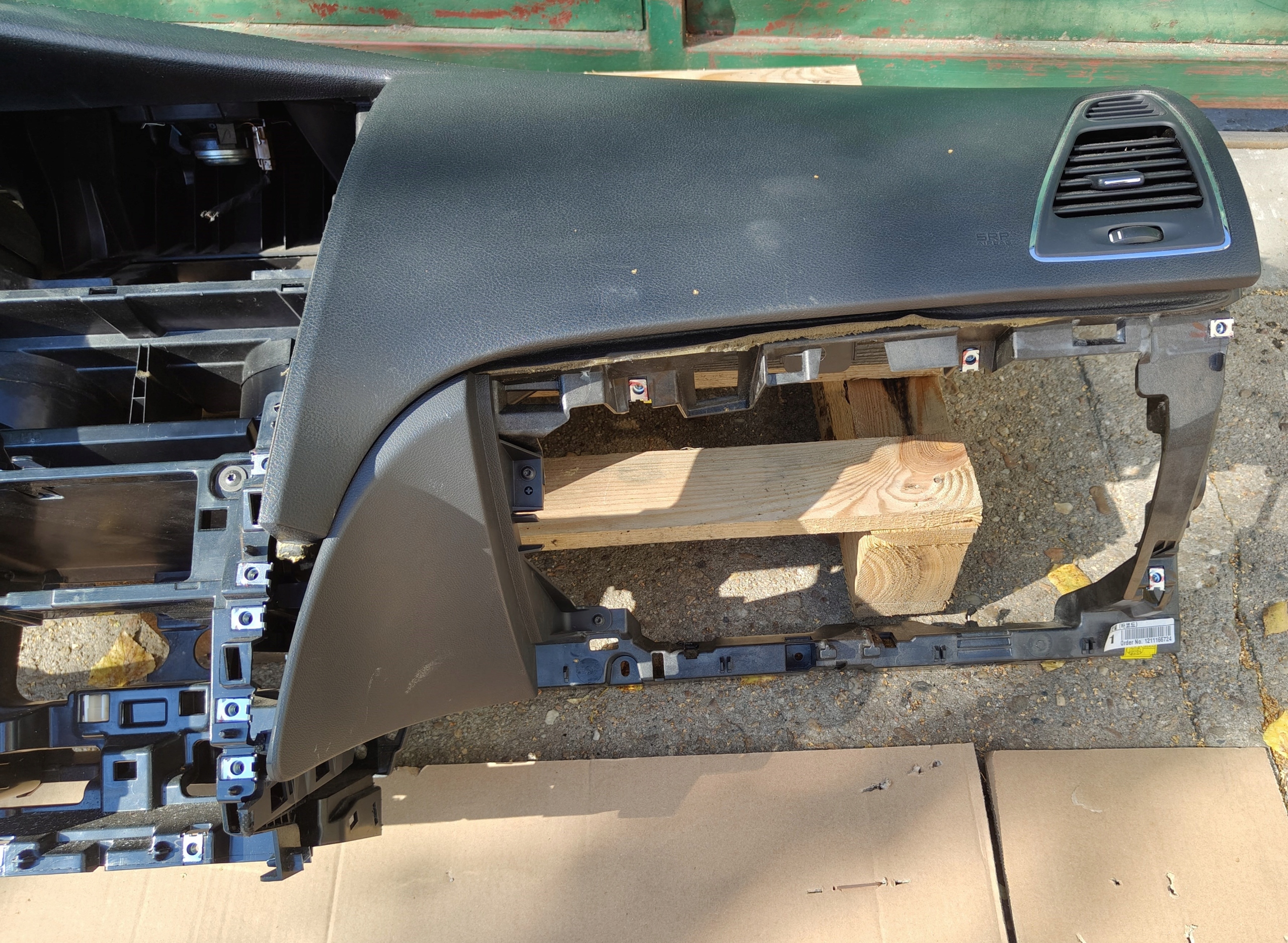 RENAULT LATITUDE 12R dashboard cockpit airbag tension belts