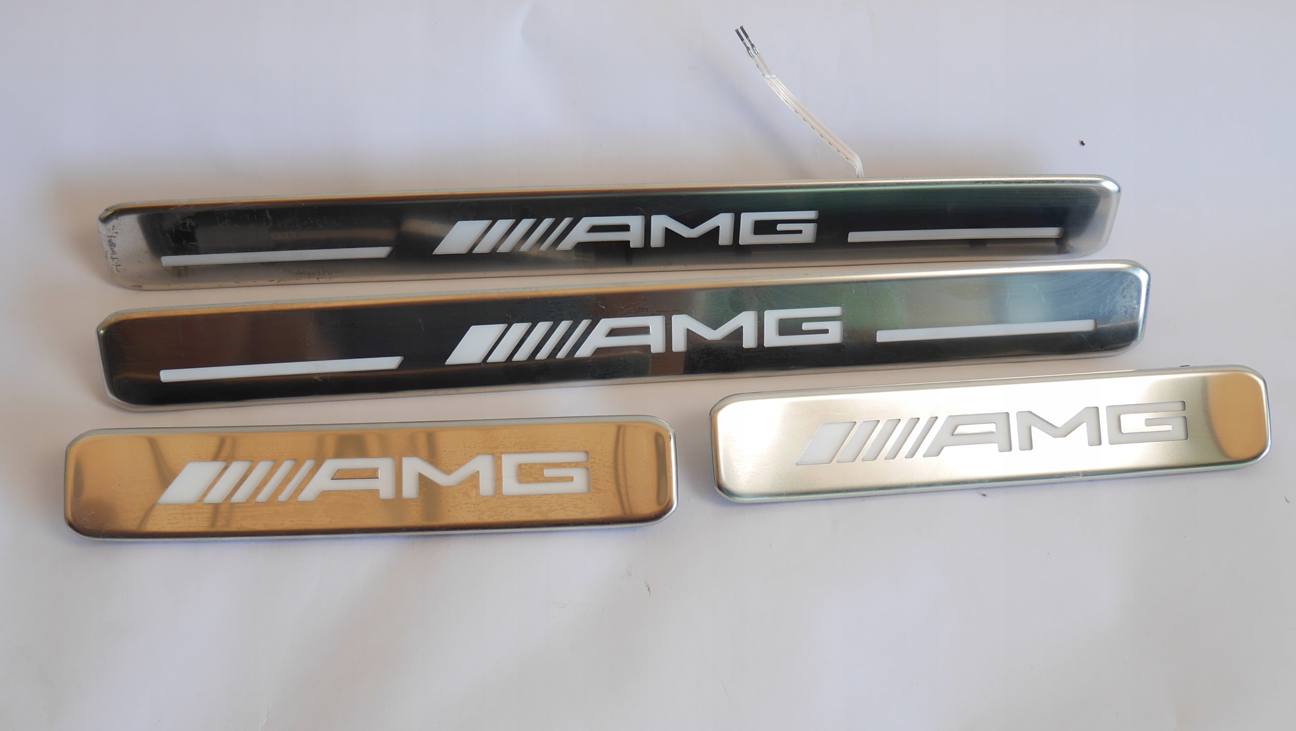 MERCEDES G AMG W463 LISTWY PODSWIETLANE LEDOWE 4SZ