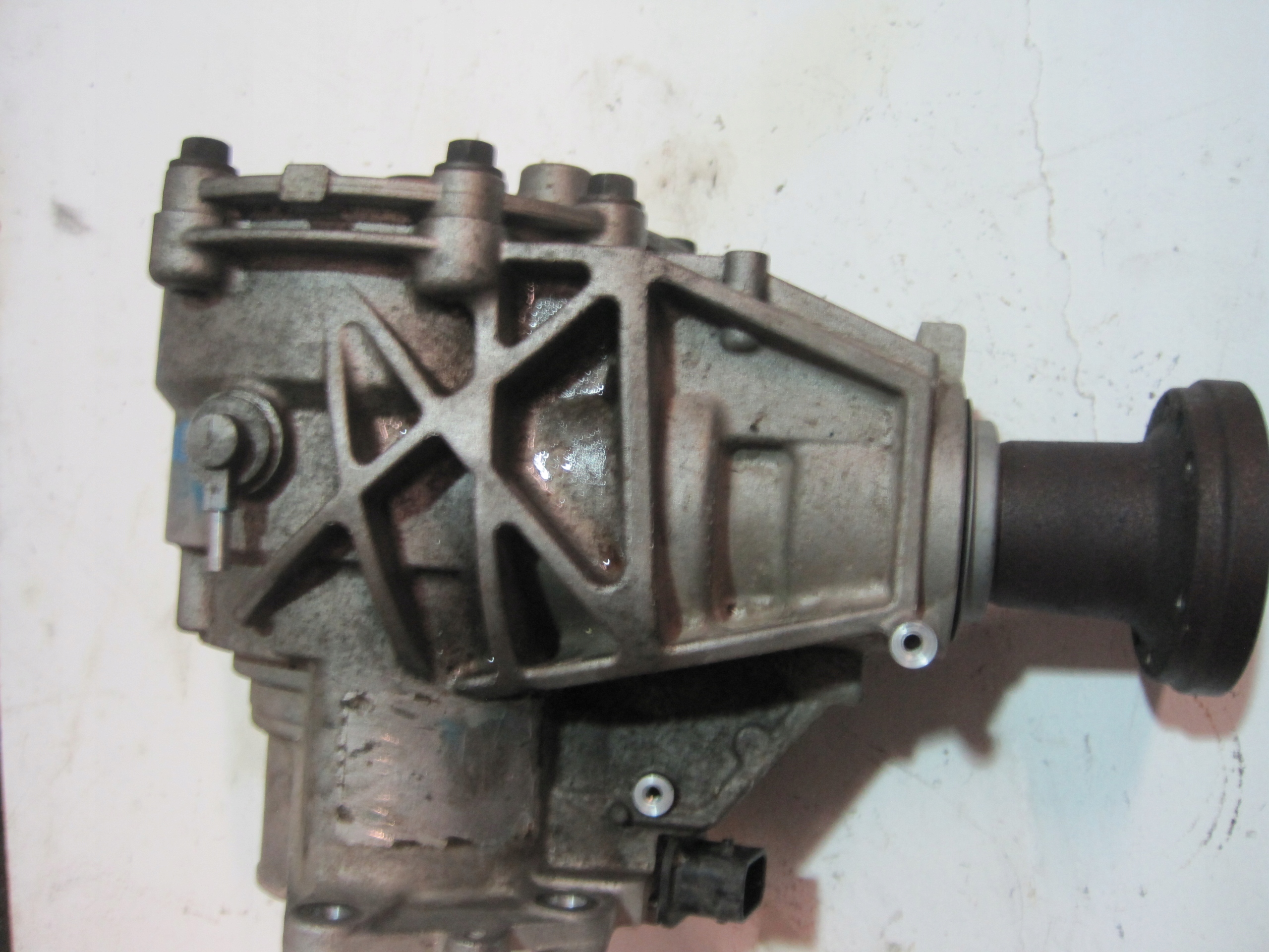 differenciál differenciál differenciál REDUKTOR RANGE ROVER EVOQUE 2,0i K8D2-7L486-AB
