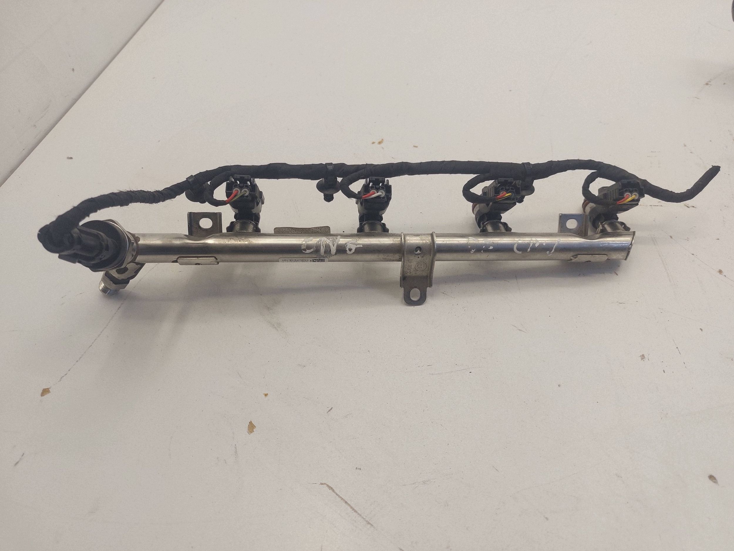 OCTAVIA III LEON III 1.4 TSI CNG Rampe injection Injecteurs 03C906039A