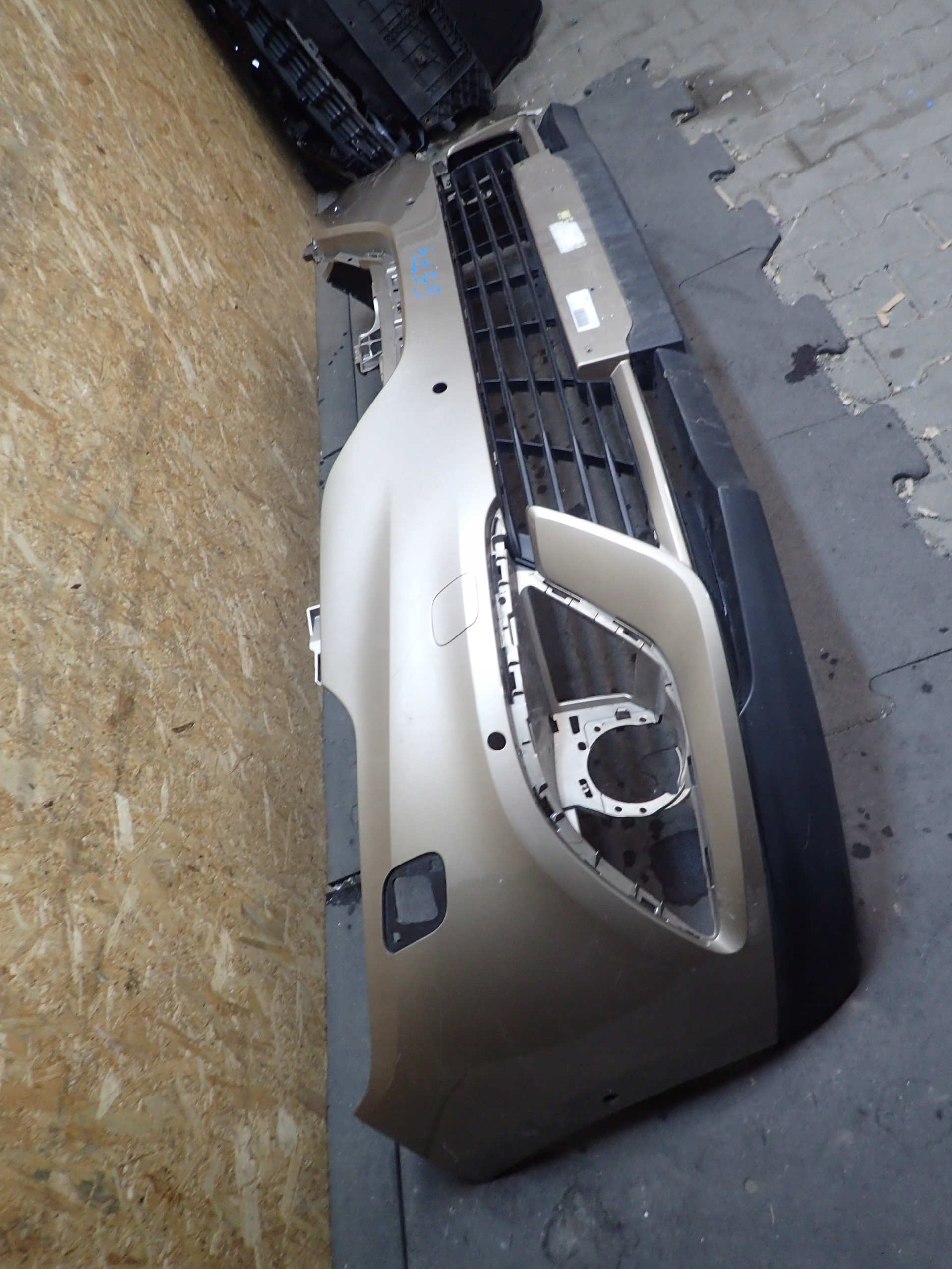 nárazník předek RENAULT SCENIC IV 4