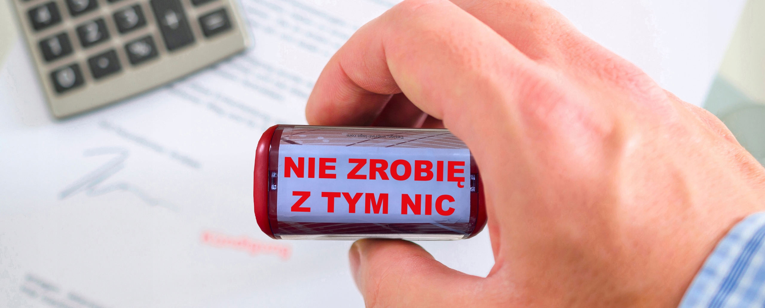 PIECZĄTKA CZERWONA AUTOMATYCZNA NAPIS NIE ZROBIĘ Z TYM NIC GADŻET ŚMIESZNA Rodzaj elementu stemplującego Gumka laserowa