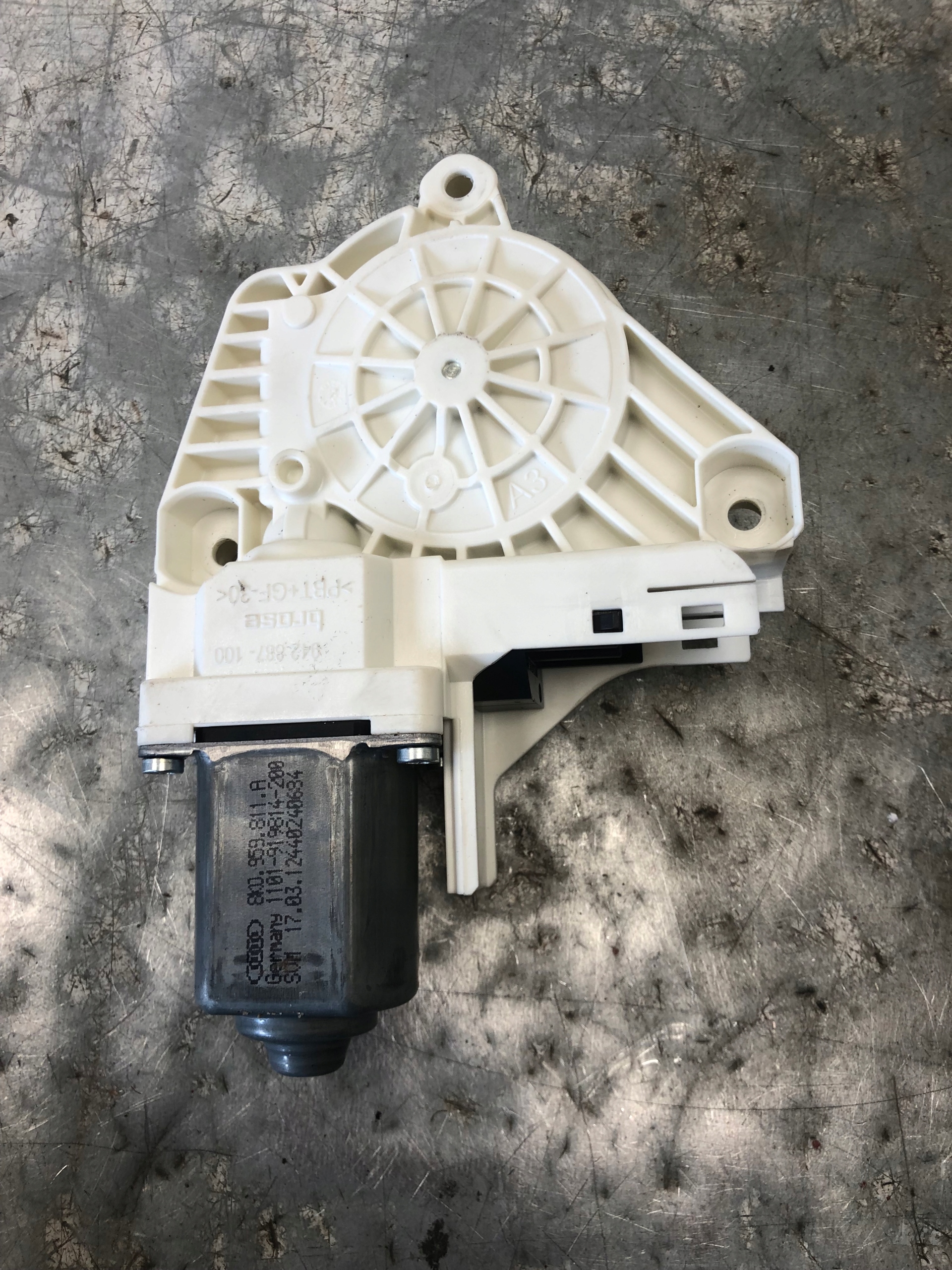 motor ablak bal far AUDI A4 B8 LIFT 8K0959811A