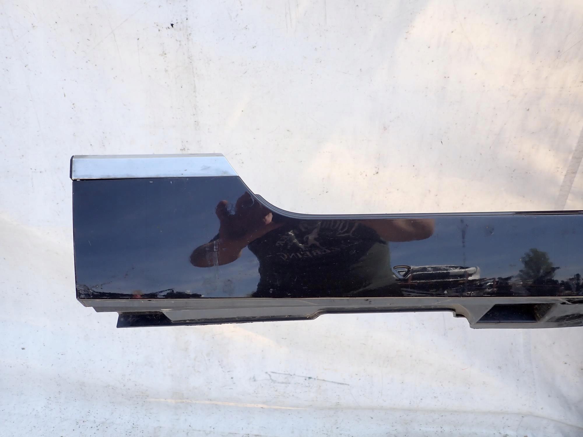 VW PASSAT B8 14-23 threshold right moulding threshold right
