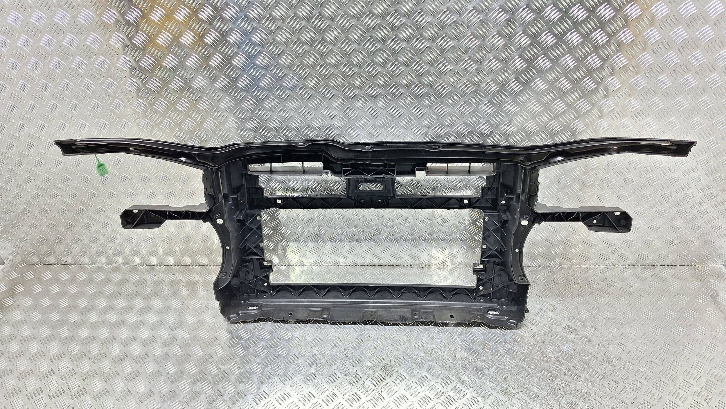 support panel for radiators pillar iron 1K0805594G VW JETTA V GOLF V replacement