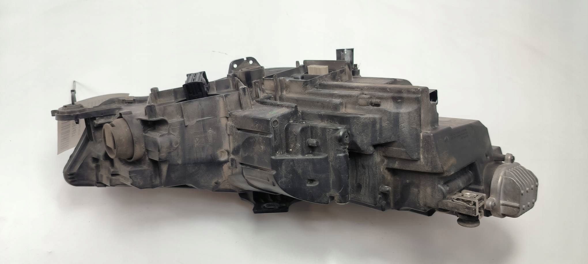 light left front 8W0941033 AUDI A4 B9 S-LINE EU