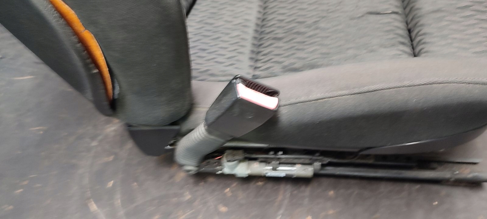 seat front left driver´s BMW E46 Coupe 2,5